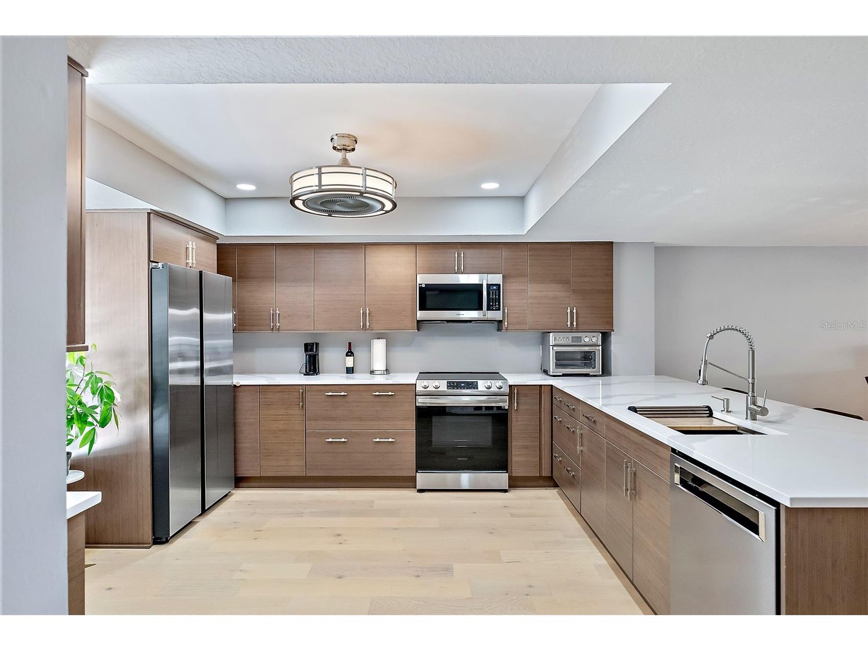 637 Pinellas Bayway S #207 Tierra Verde FL 33715 TB8505181 image7
