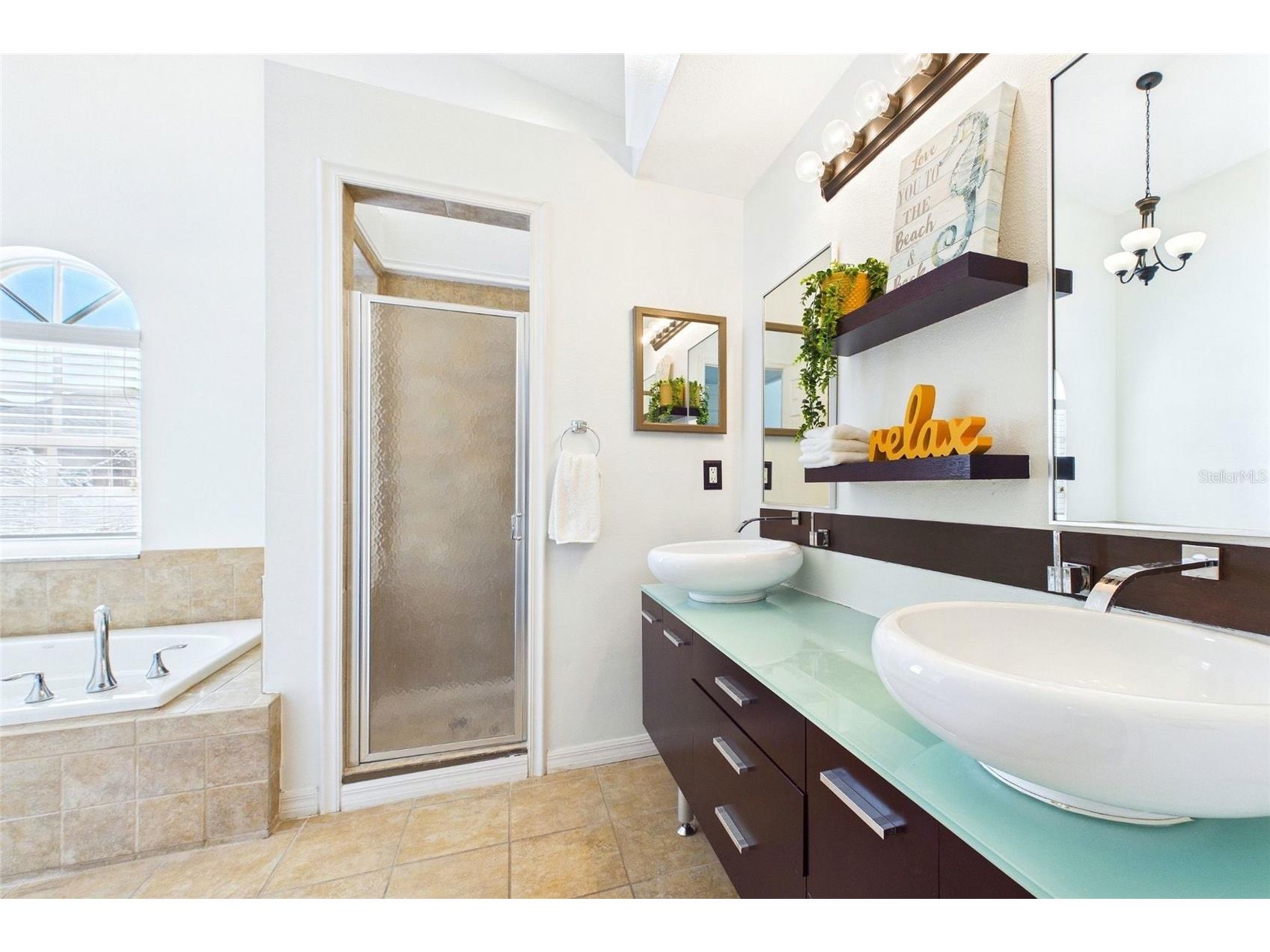 637 Pinellas Bayway S #301 Tierra Verde FL 33715 TB8490902 image17