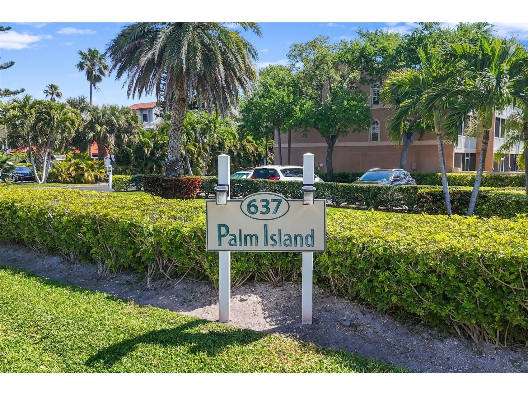 637 Pinellas Bayway S #301 Tierra Verde FL 33715 TB8490902 image2