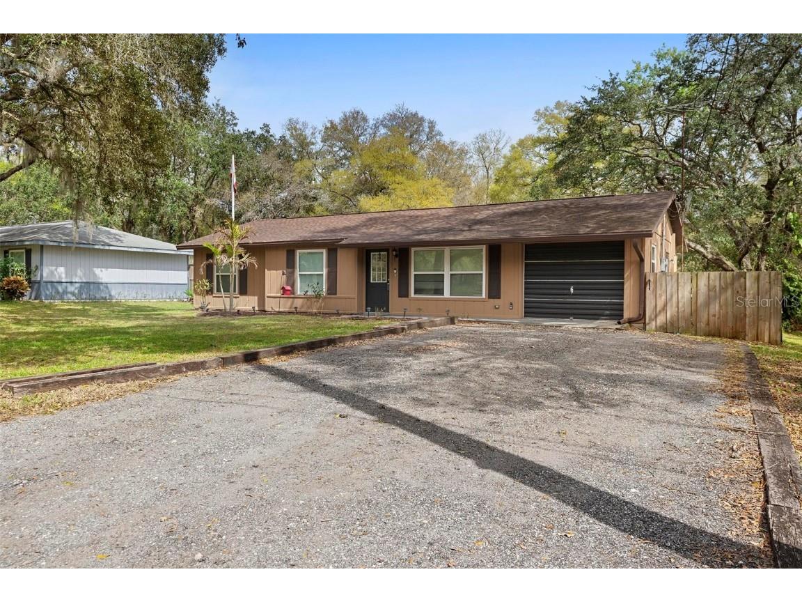 637 Pratt Street Deland FL 32720 V4941314 image1