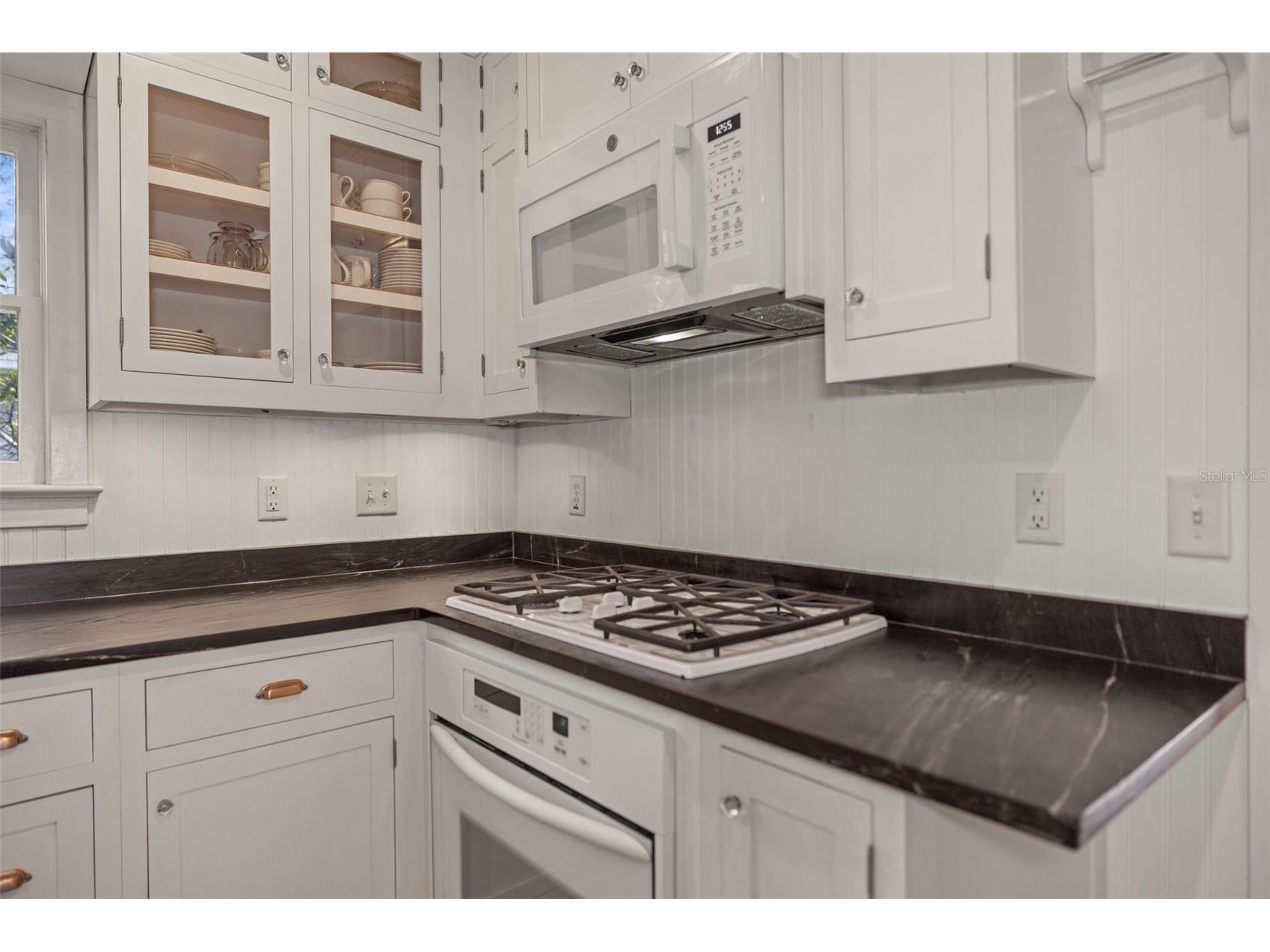 637 Scotland Street Dunedin FL 34698 TB8467478 image12