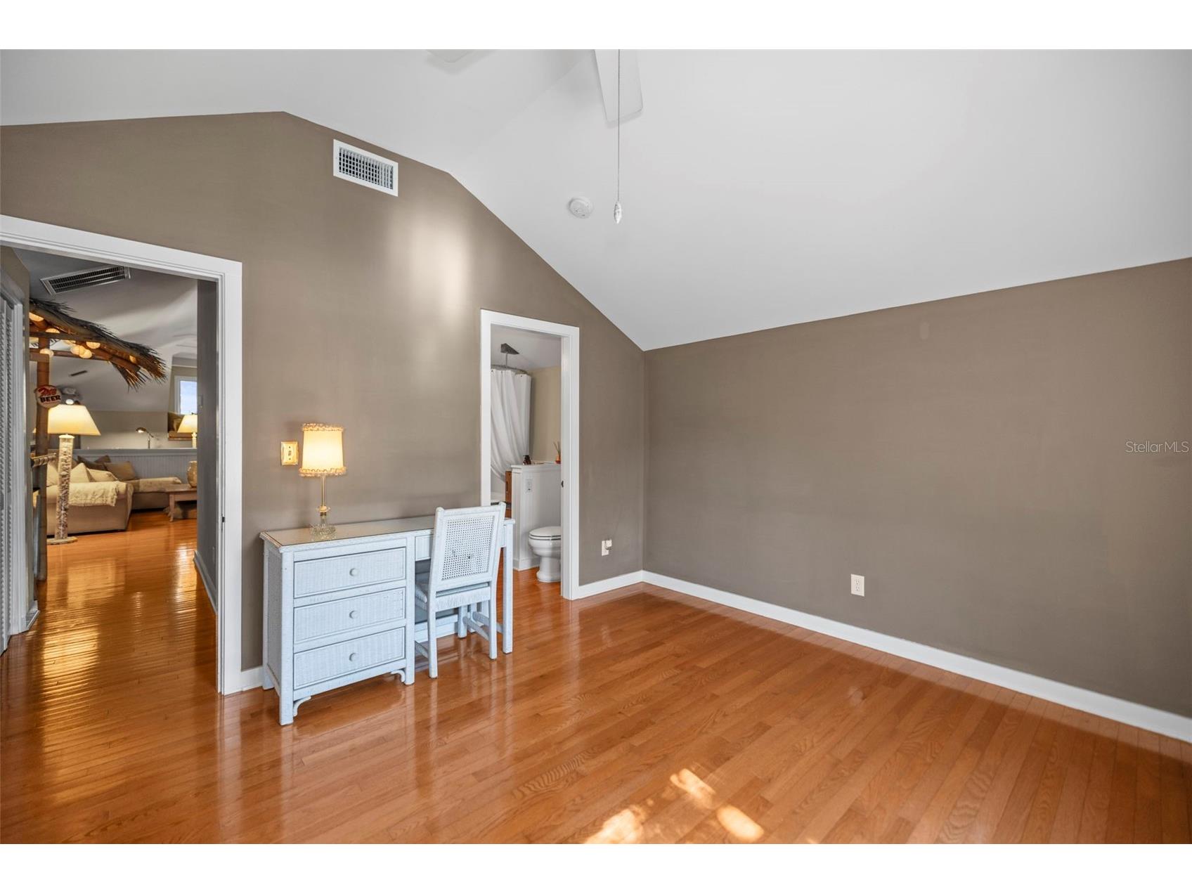 637 Scotland Street Dunedin FL 34698 TB8467478 image31