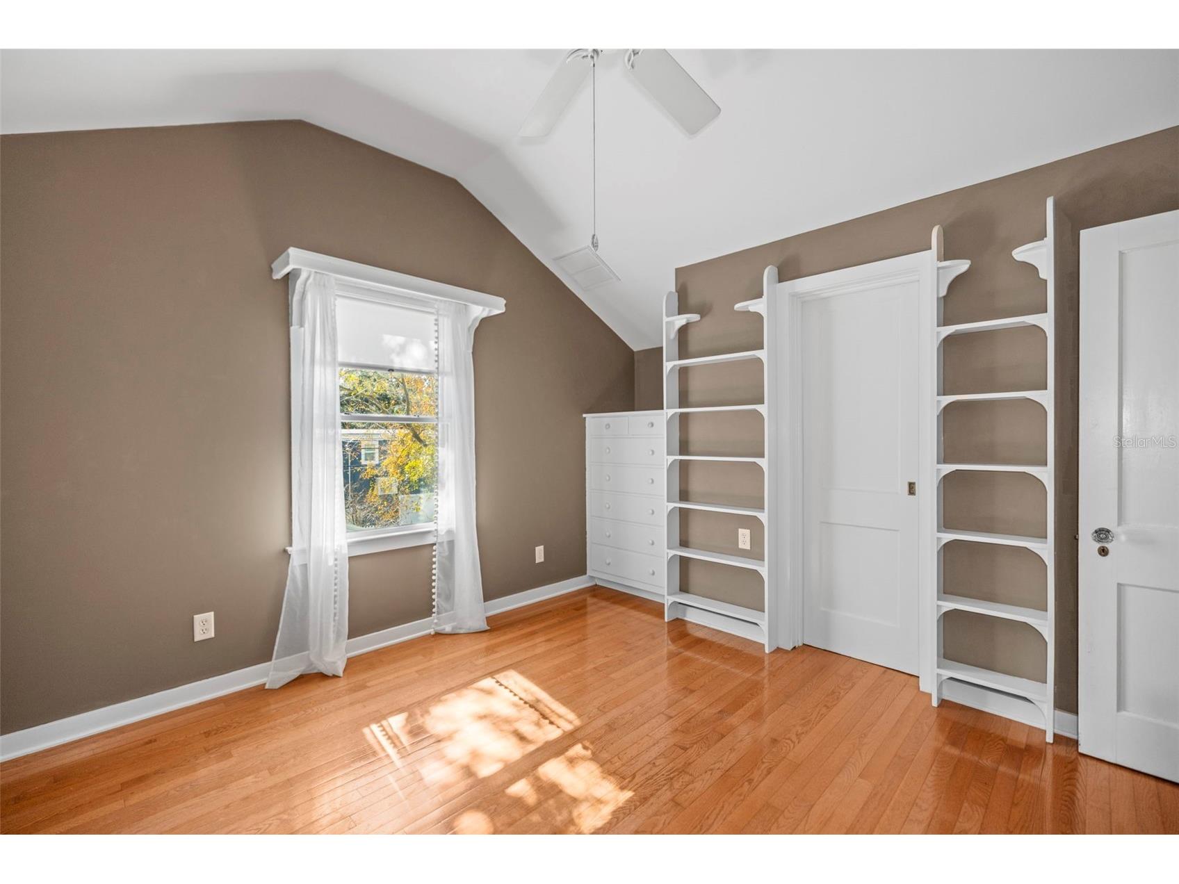 637 Scotland Street Dunedin FL 34698 TB8467478 image33
