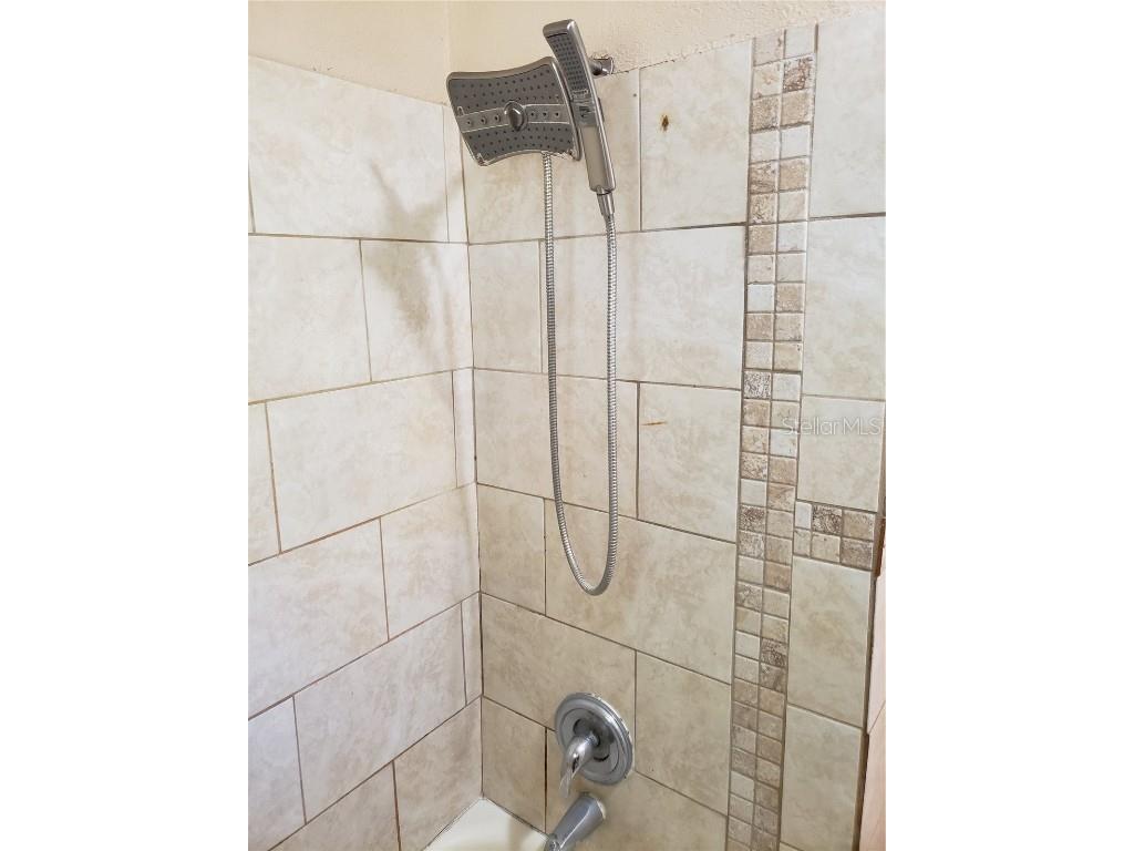 637 W Harding Street Orlando FL 32805 O6362114 image11