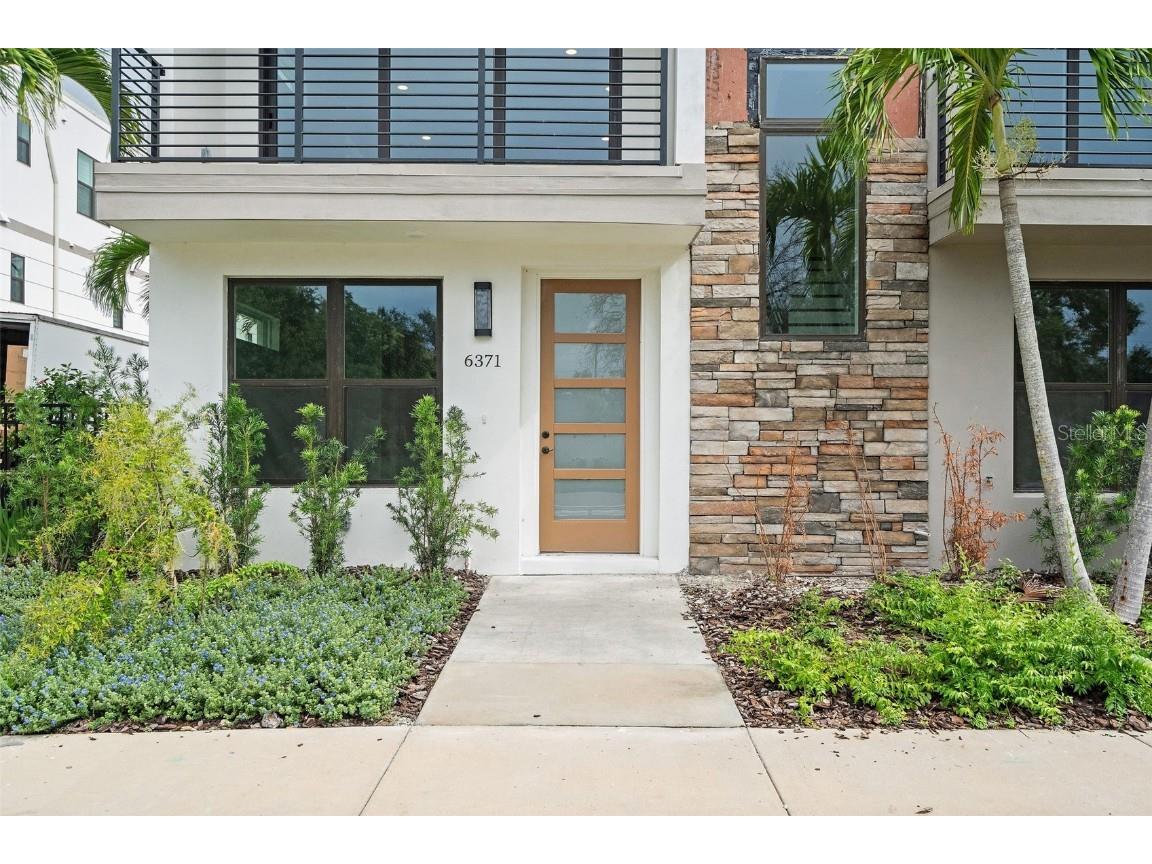 6371 1st Avenue S Saint Petersburg FL 33707 TB8428277 image1