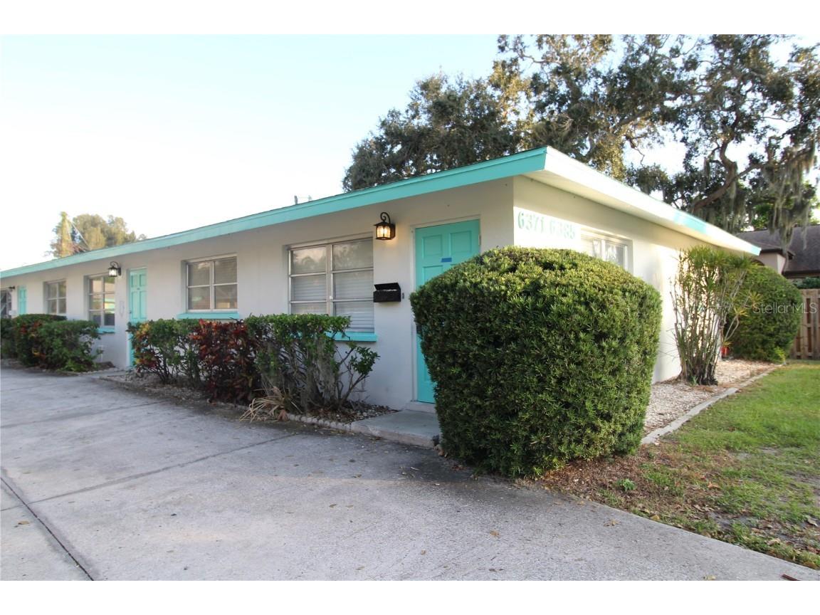 6371 Gateway Avenue Sarasota FL 34231 A4599867 image1