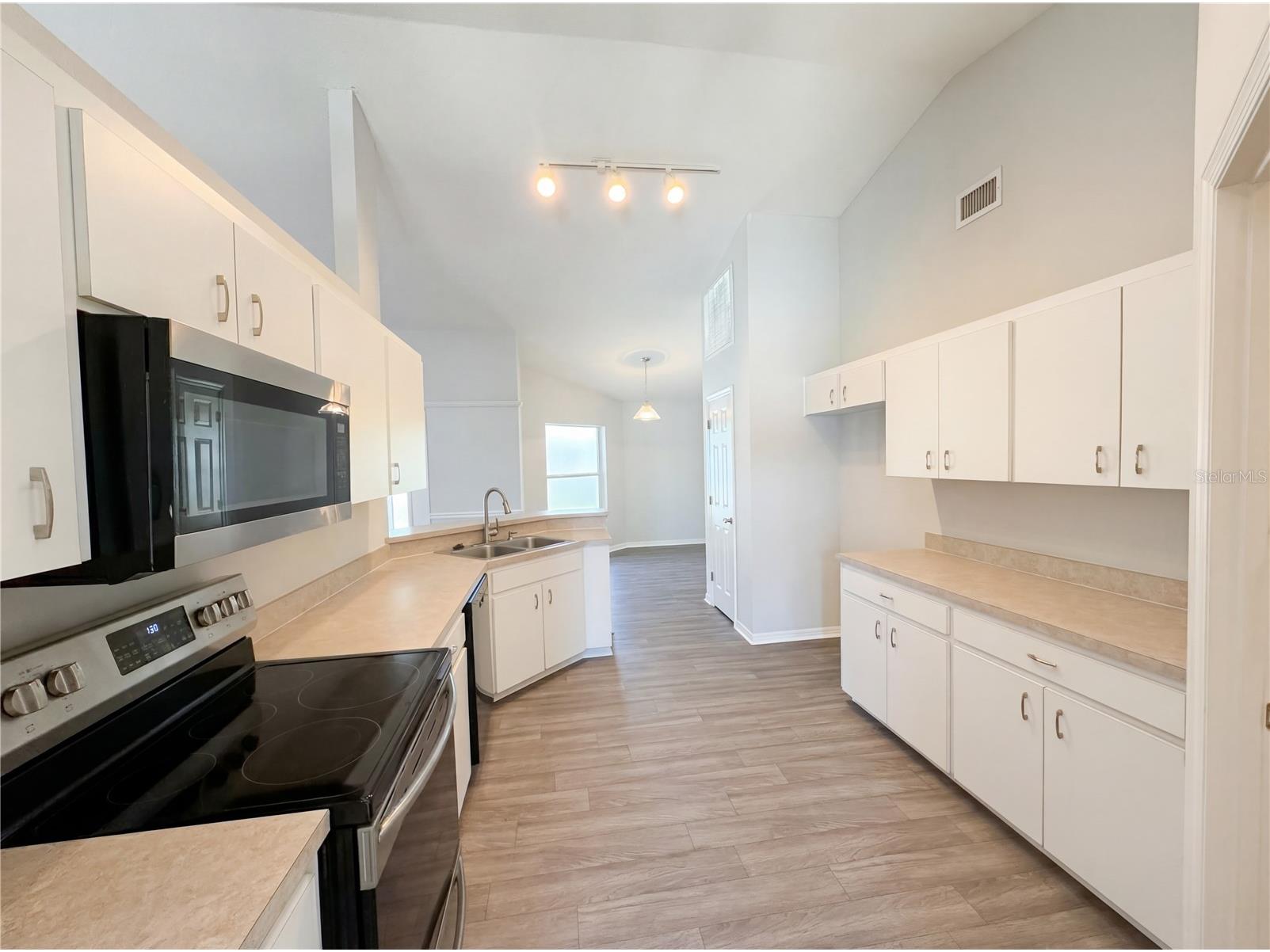 6371 Hampton Pointe Circle Lakeland FL 33813 O6393250 image2