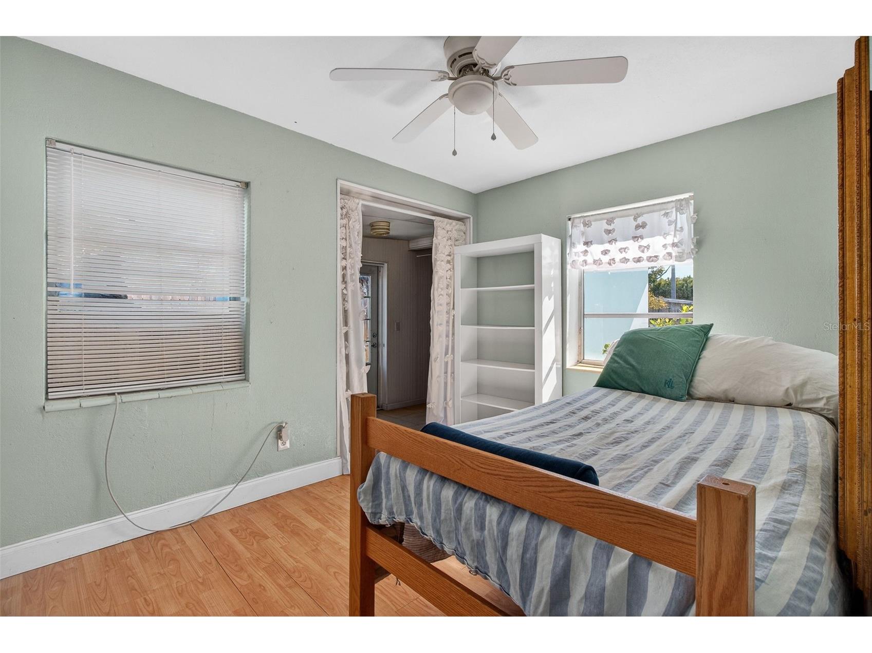 6372 4th Avenue S Saint Petersburg FL 33707 TB8470462 image14