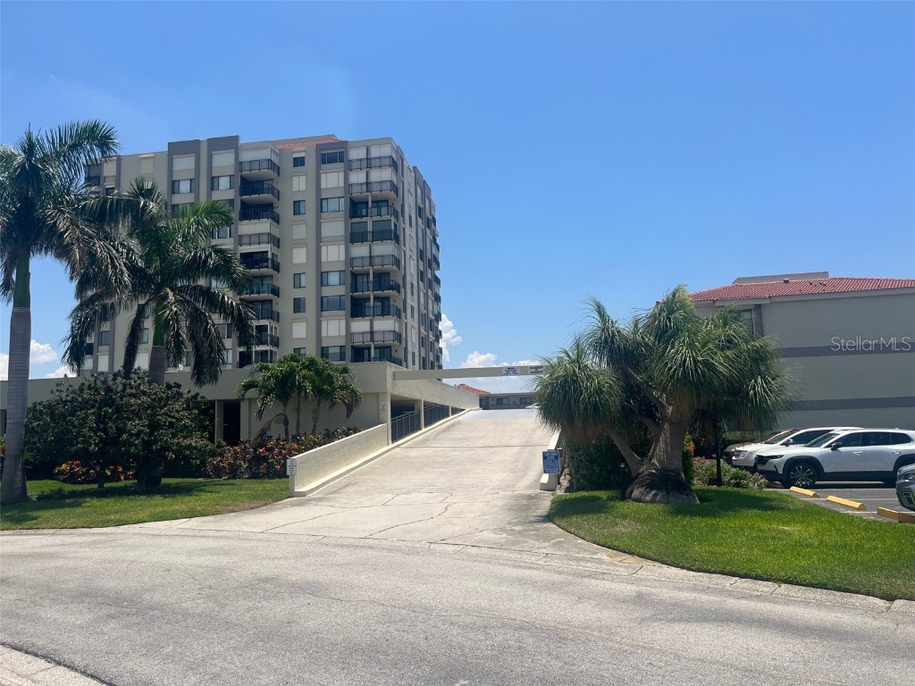 6372 Palma Del Mar Boulevard S #214 Saint Petersburg FL 33715 TB8407825 image1