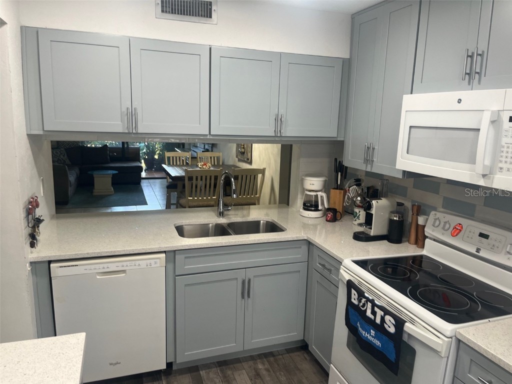 6372 Palma Del Mar Boulevard S #214 Saint Petersburg FL 33715 TB8407825 image5