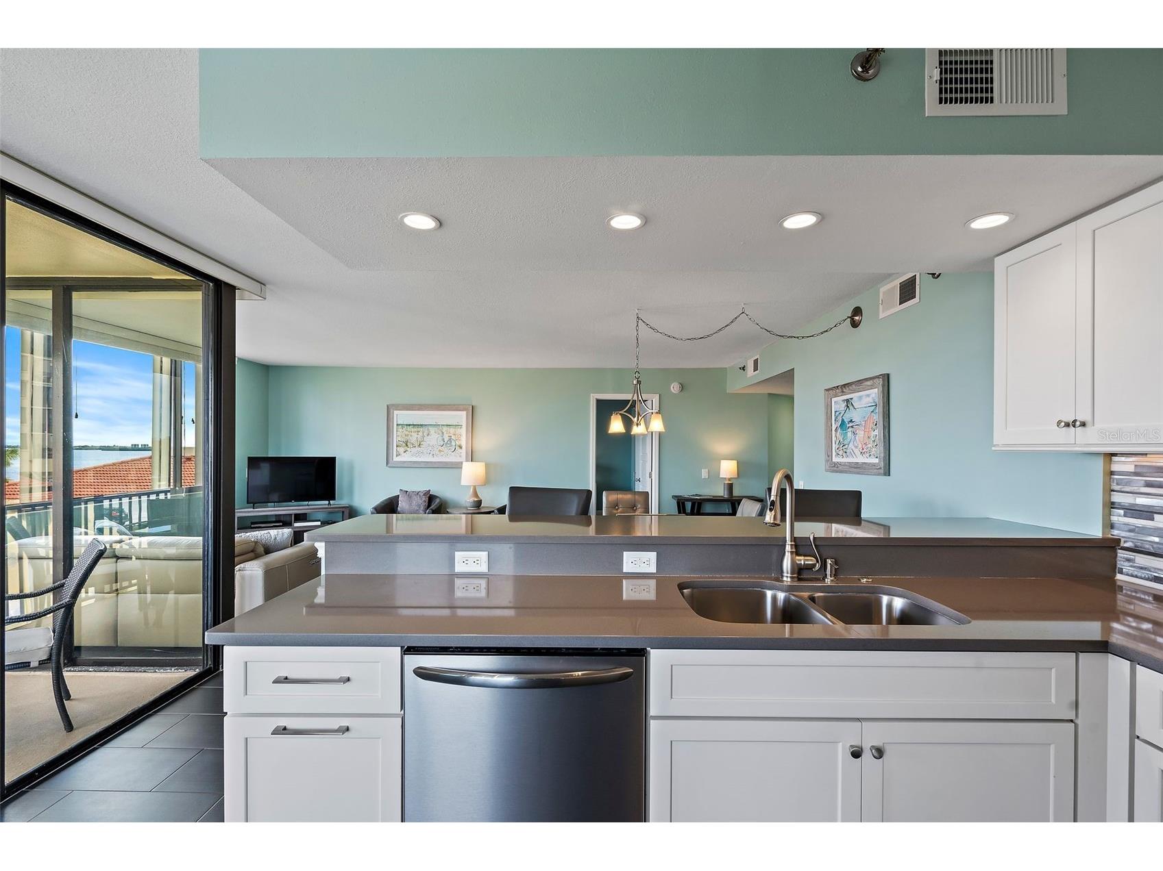 6372 Palma Del Mar Boulevard S #406 Saint Petersburg FL 33715 - BOCA CIEGA BAY TB8525372 image13