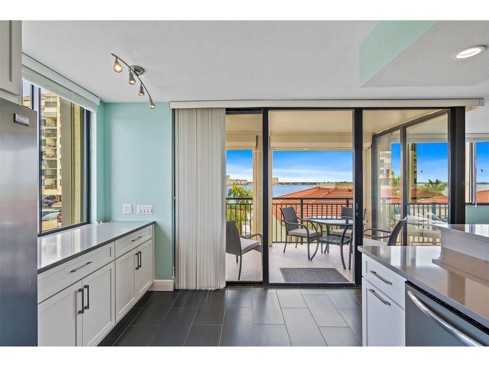 6372 Palma Del Mar Boulevard S #406 Saint Petersburg FL 33715 - BOCA CIEGA BAY TB8525372 image14
