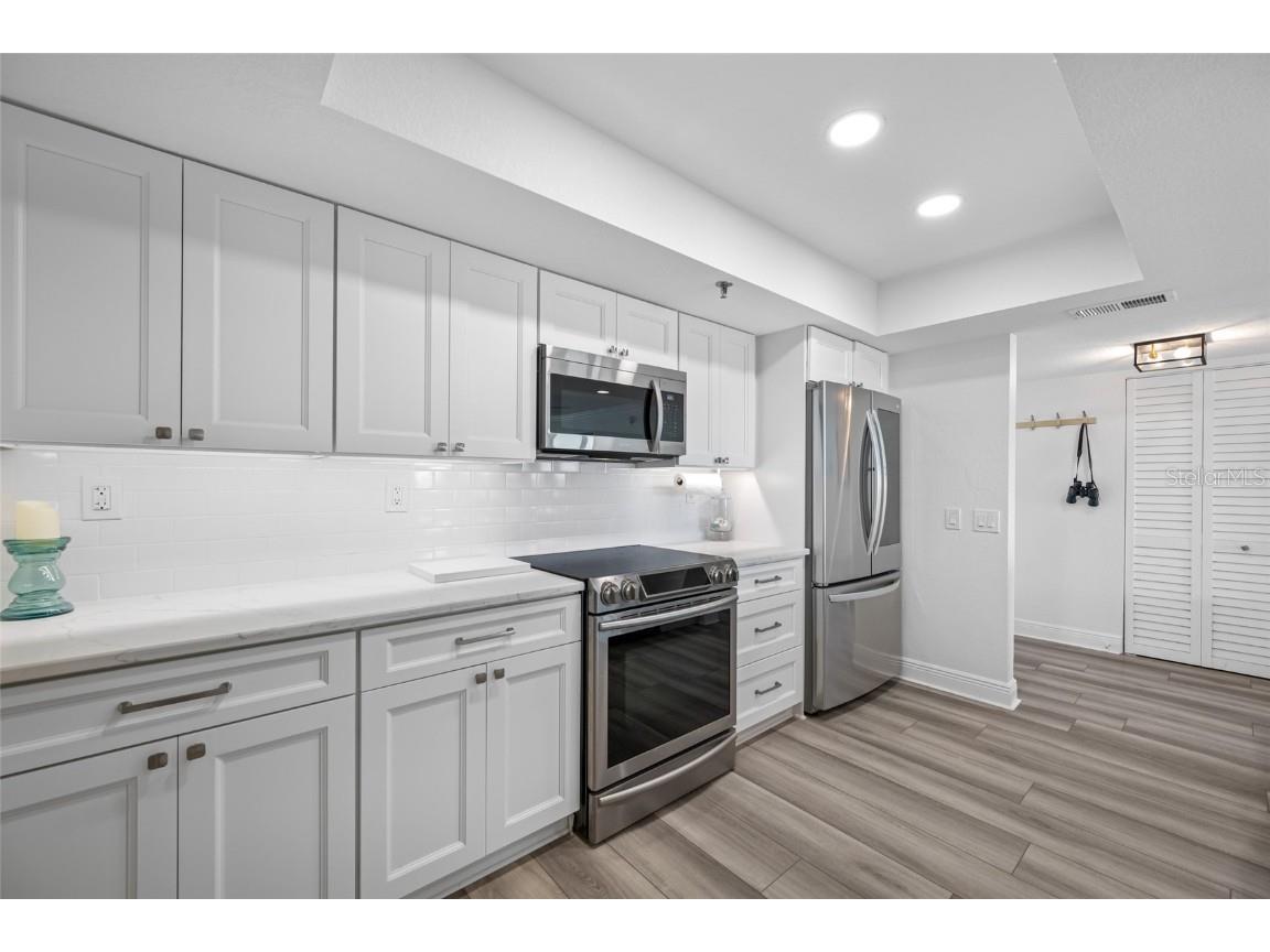 6372 Palma Del Mar Boulevard S #601 Saint Petersburg FL 33715 - BOCA CIEGA BAY TB8395473 image12