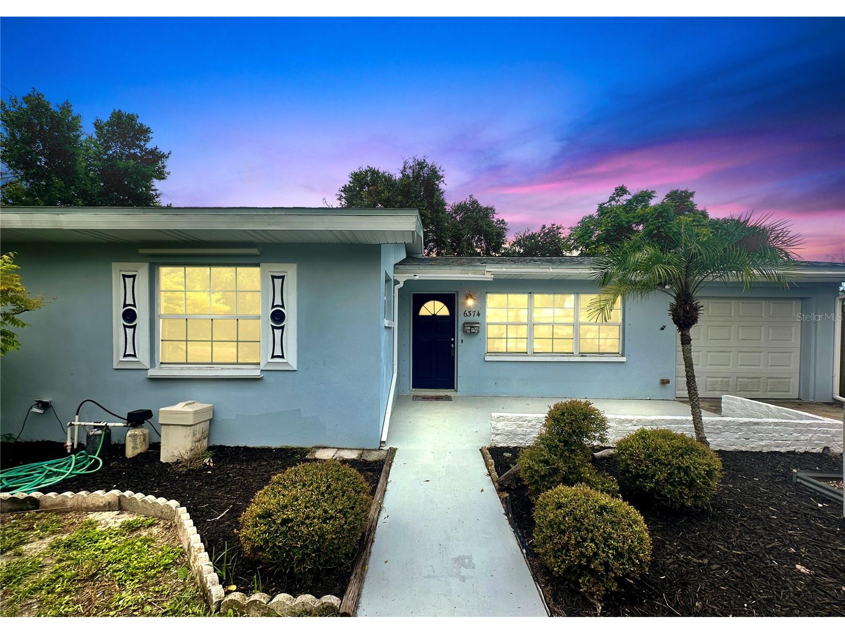 6374 Hampton Drive N Saint Petersburg FL 33710 TB8407495 image1