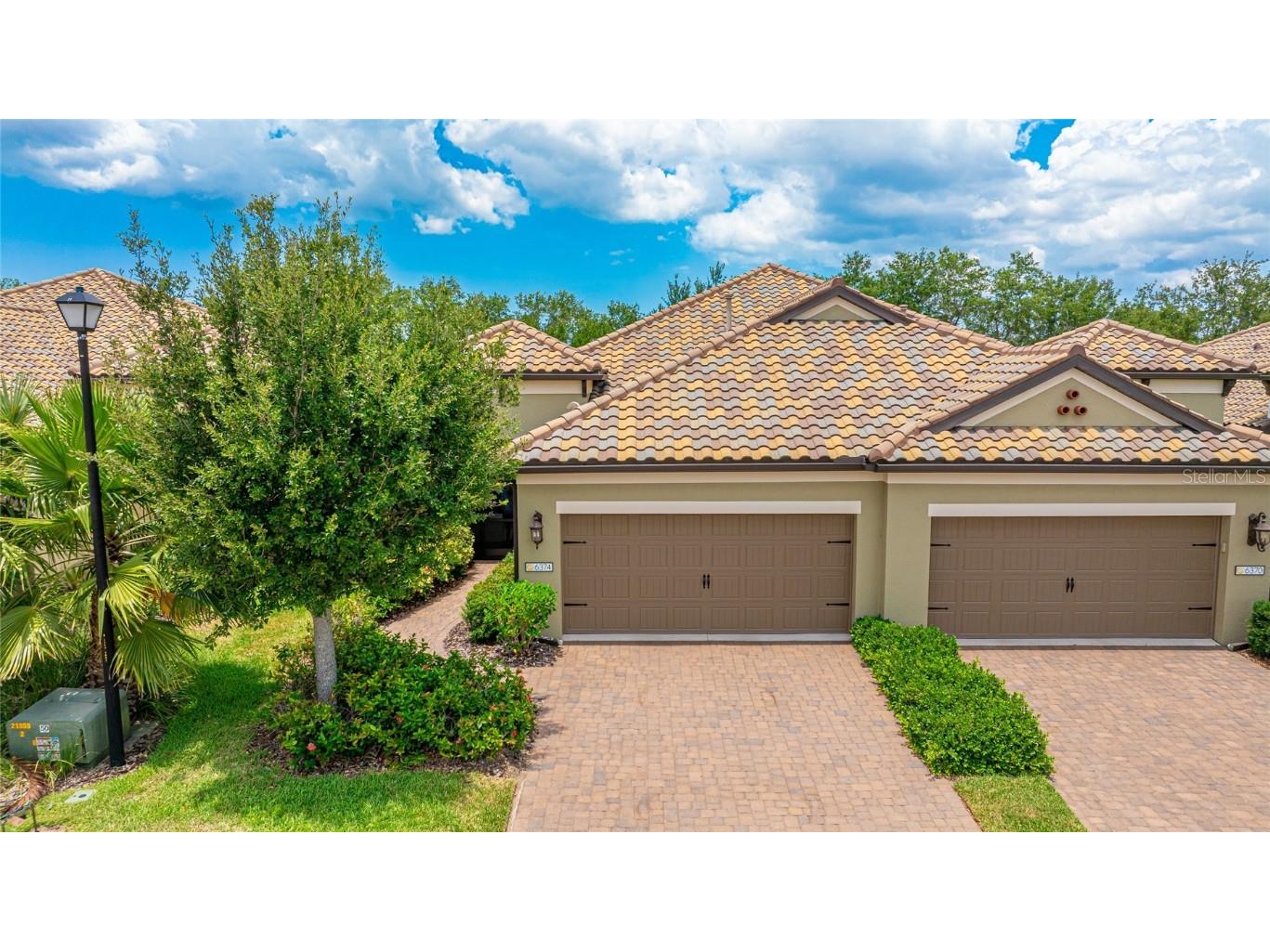 6374 Positano Court Sarasota FL 34243 A4612400 image1