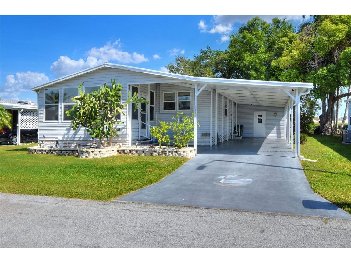 6375 Lolly Bay Loop NE Winter Haven FL 33881 P4930039 image1