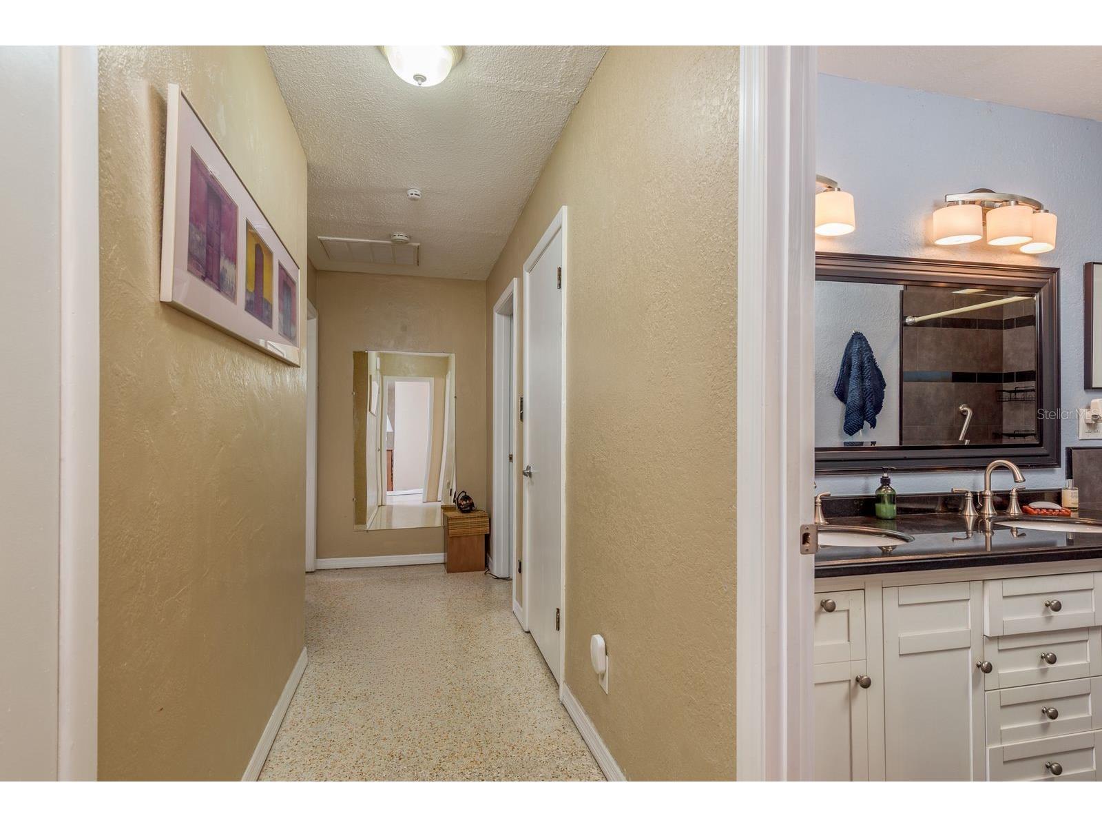 6377 13th Avenue N Saint Petersburg FL 33710 TB8486054 image19