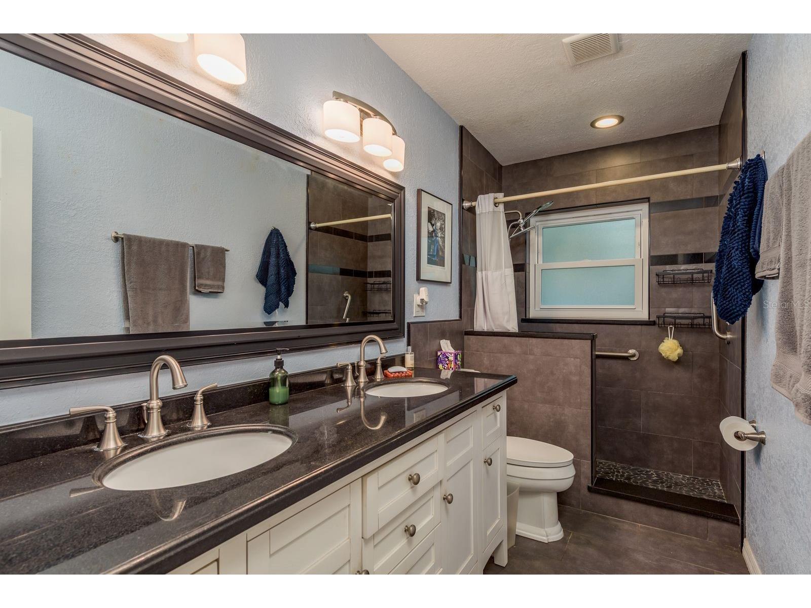 6377 13th Avenue N Saint Petersburg FL 33710 TB8486054 image20