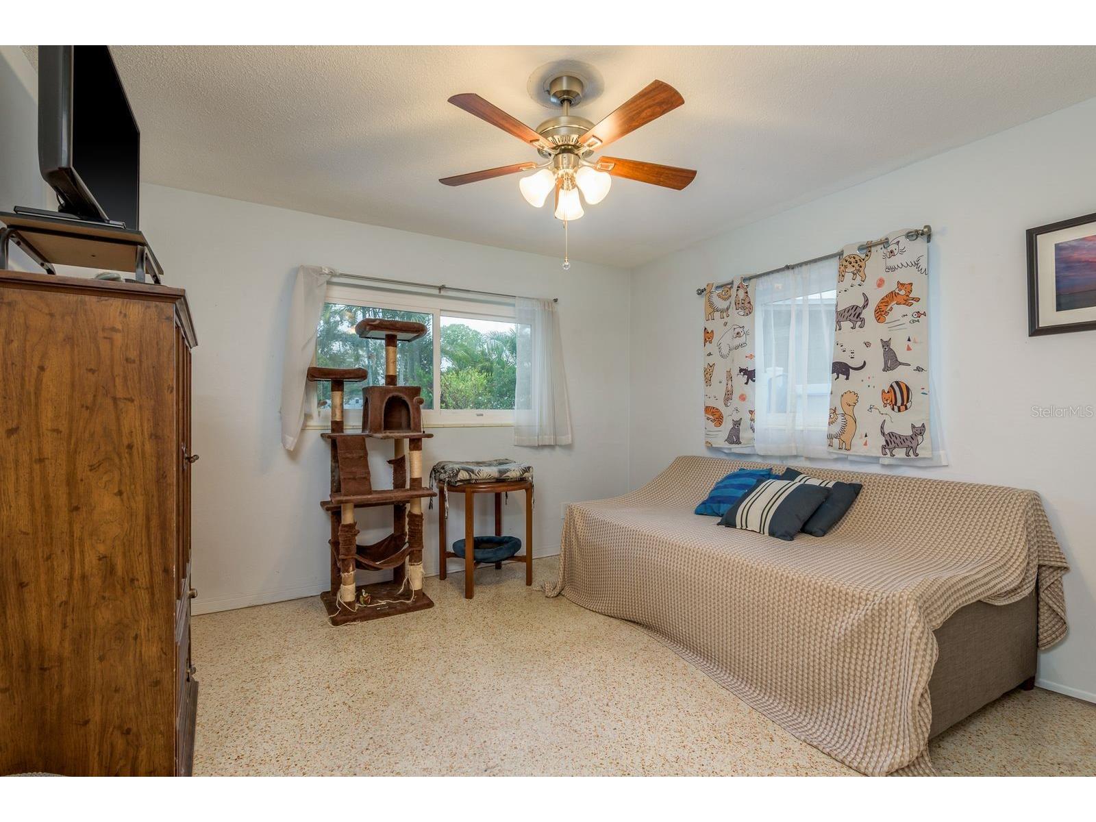 6377 13th Avenue N Saint Petersburg FL 33710 TB8486054 image23