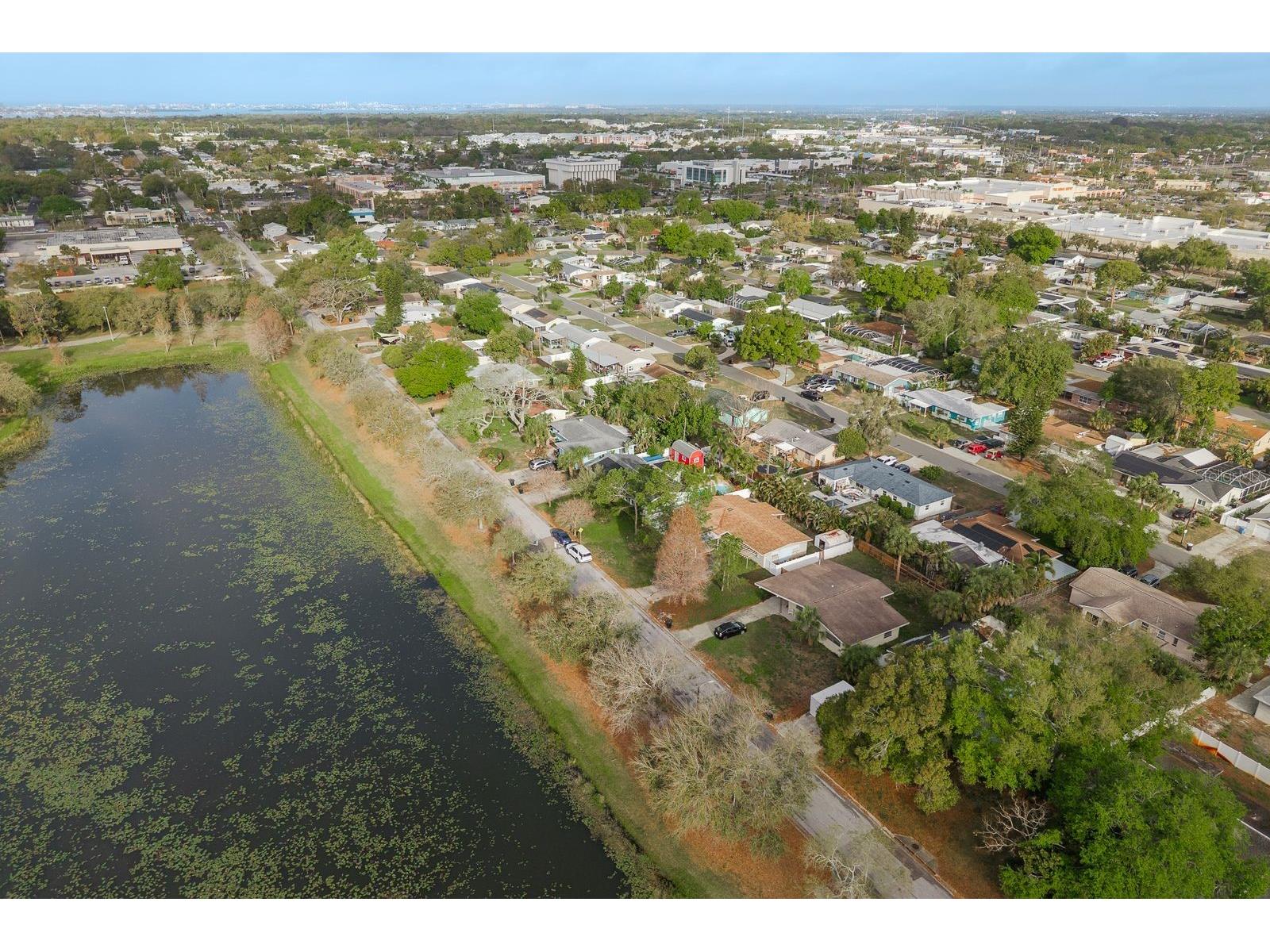 6377 13th Avenue N Saint Petersburg FL 33710 TB8486054 image42