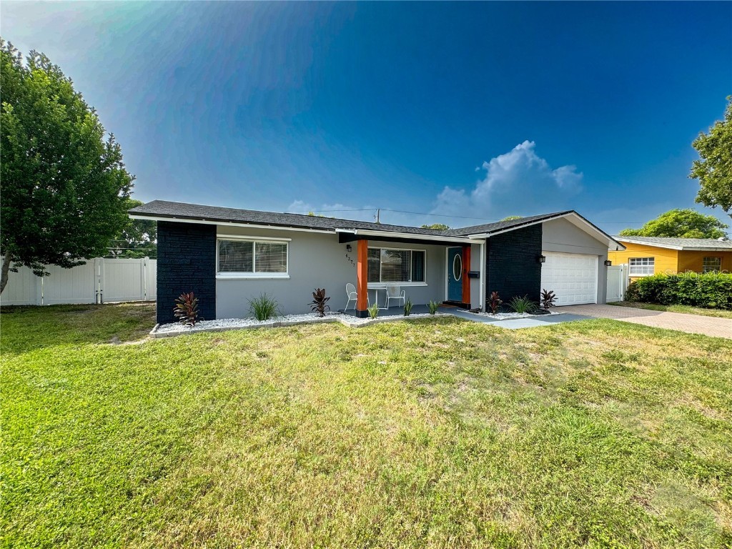 6377 15th Street S Saint Petersburg FL 33705 U8215746 image1