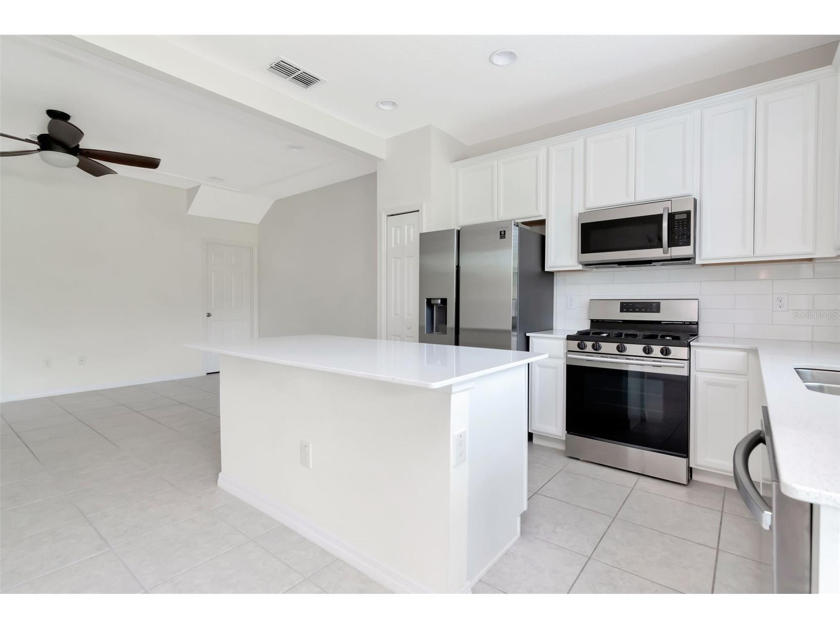 6378 Camino Drive Apollo Beach FL 33572 TB8498472 image7