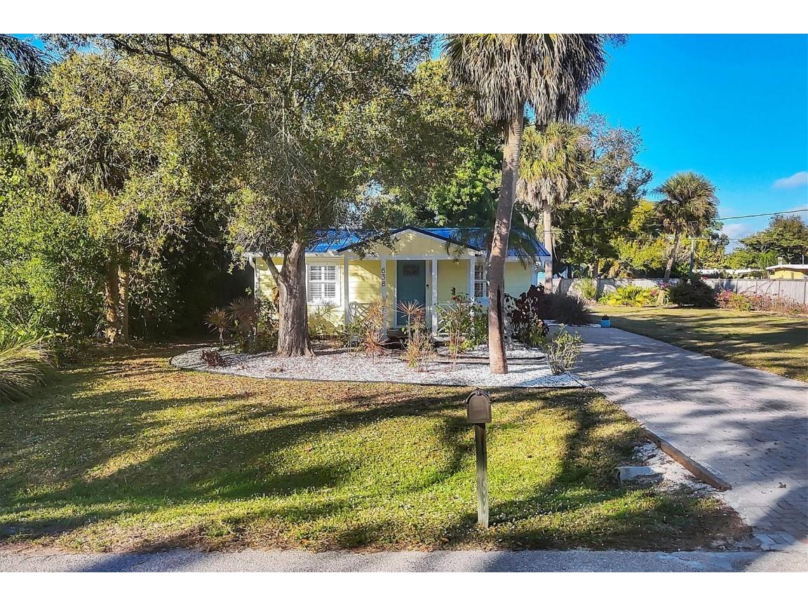 638 Yale Street Englewood FL 34223 D6145377 image2