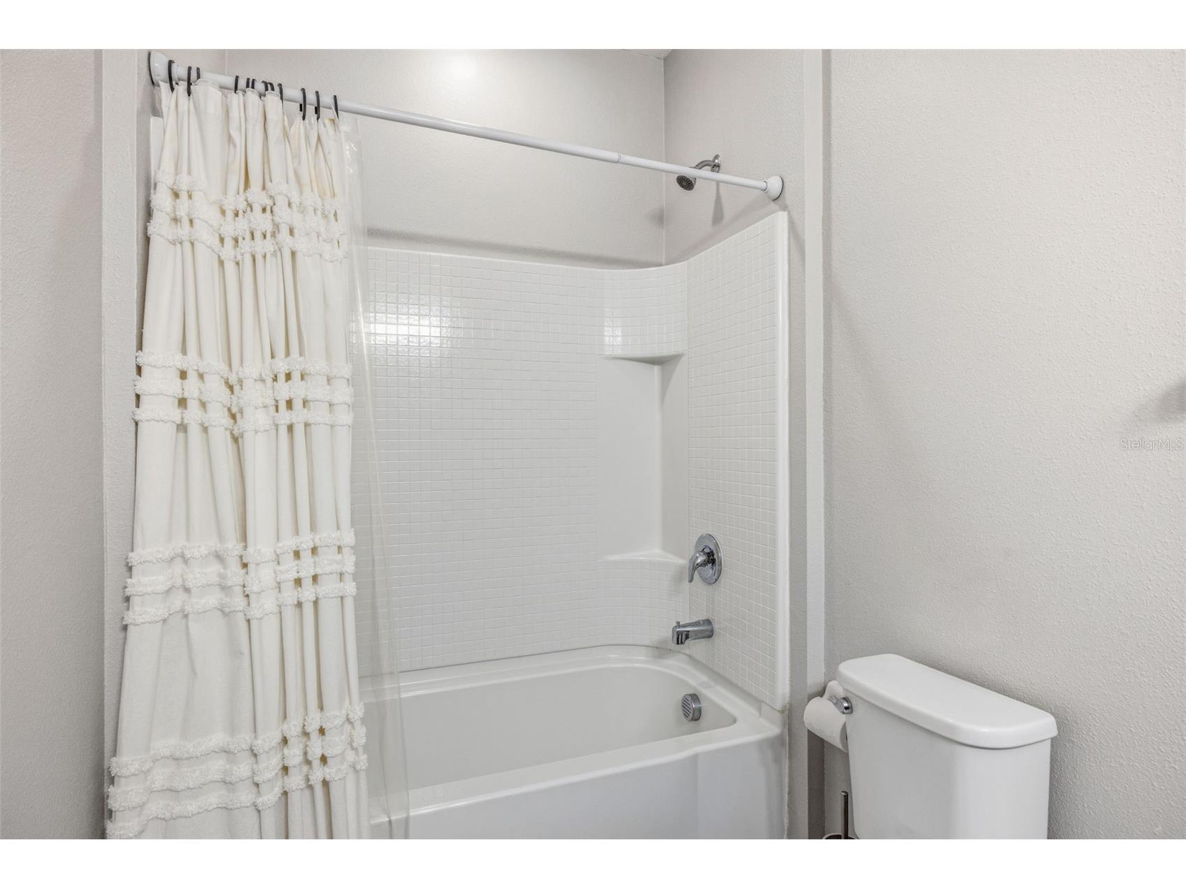 6380 Camino Drive Apollo Beach FL 33572 TB8495587 image23