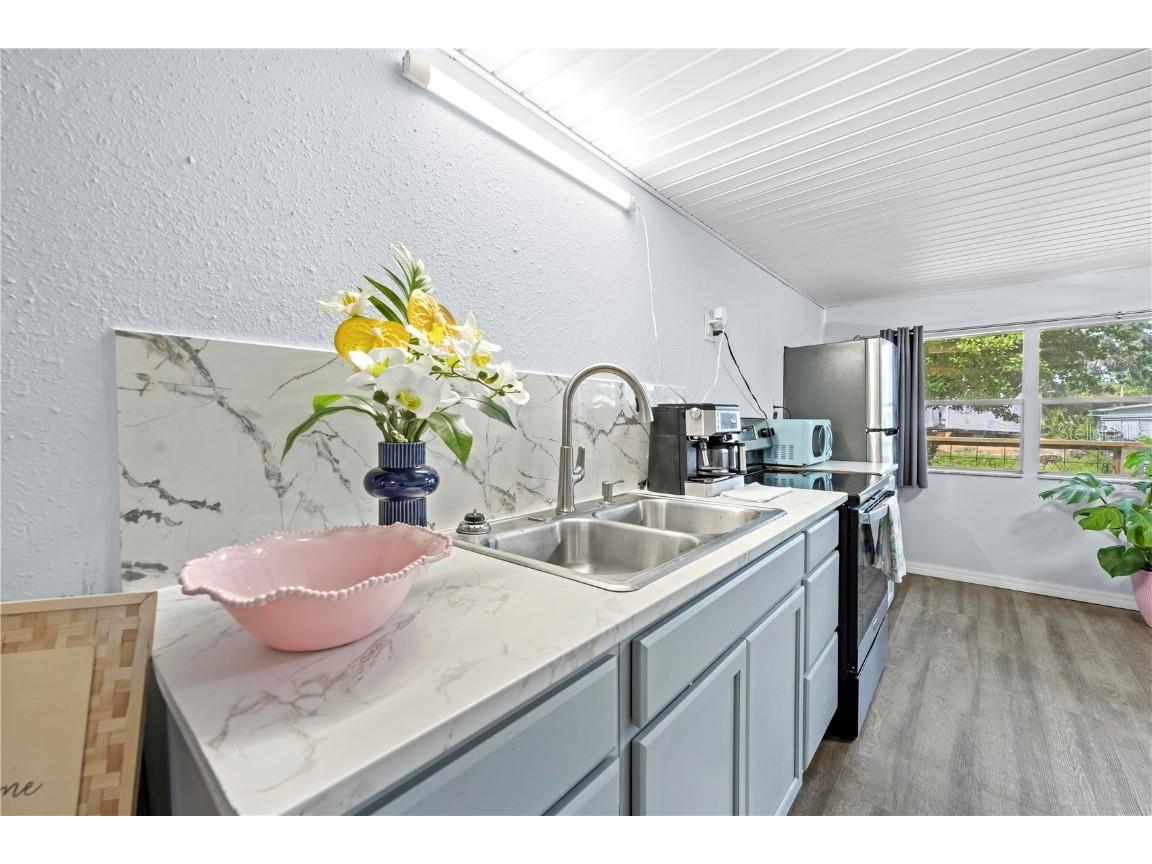 6380 Richard Drive Weeki Wachee FL 34607 TB8384635 image56