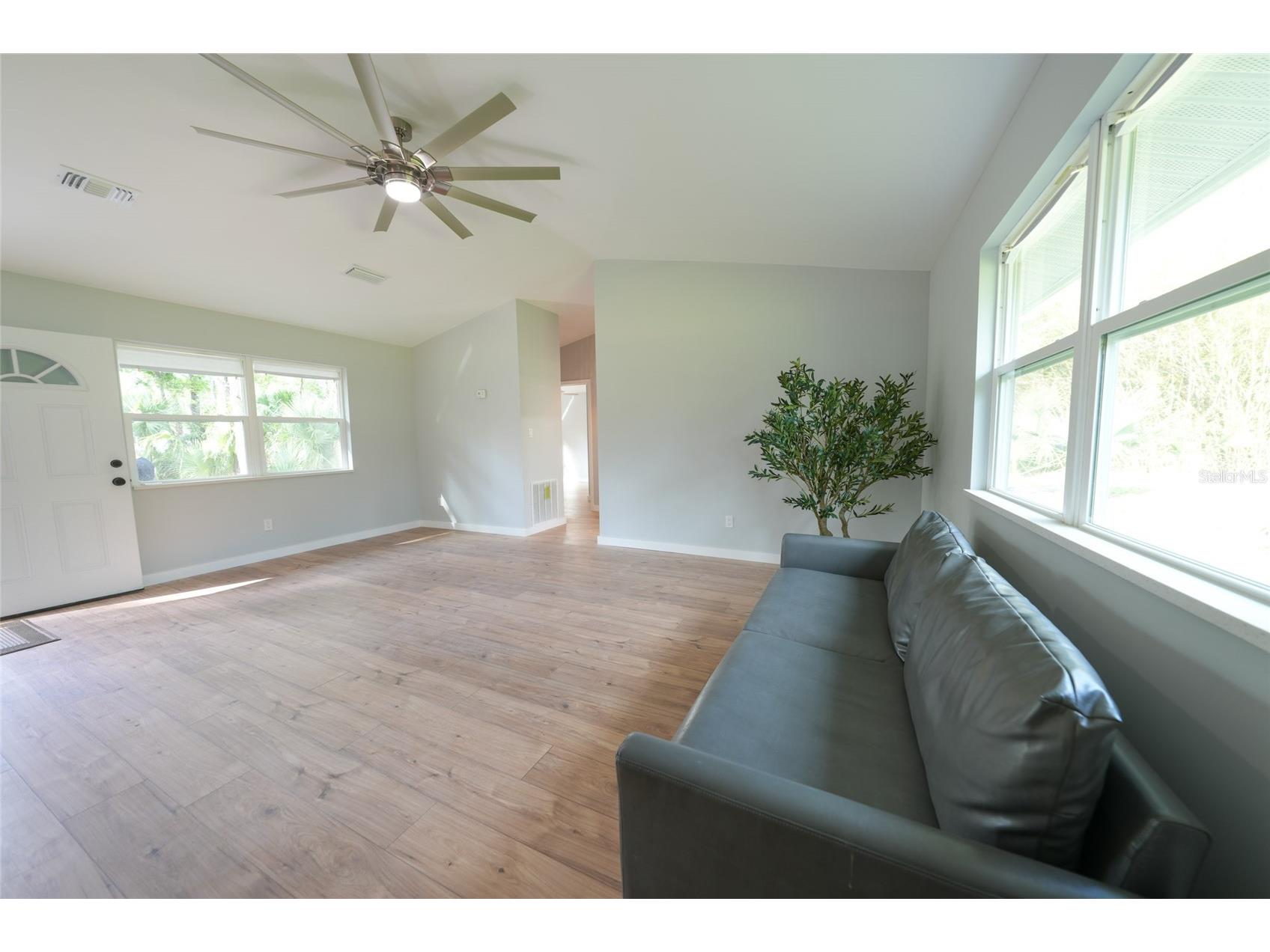 6381 Cherry Lane Bunnell FL 32110 FC318133 image25