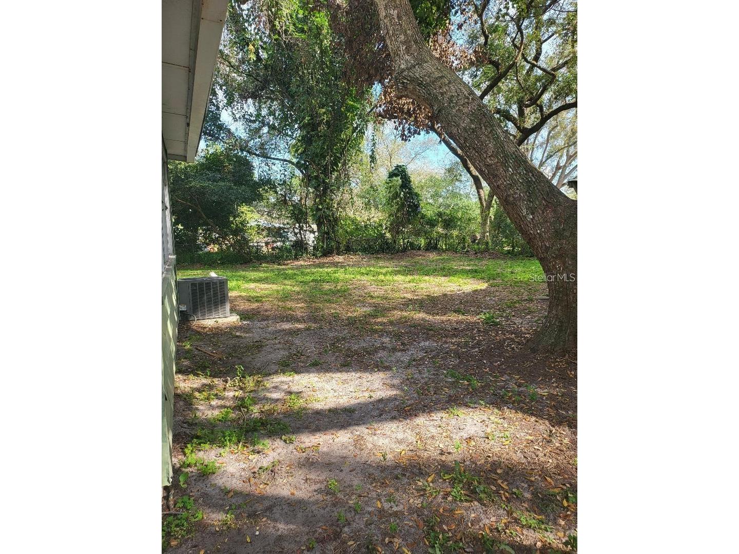 639 2nd Street Polk City FL 33868 P4938565 image16