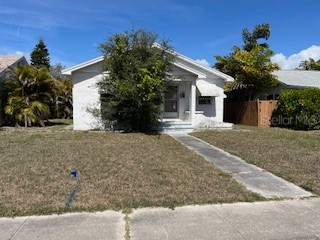 639 37th Avenue N Saint Petersburg FL 33704 TB8483846 image1