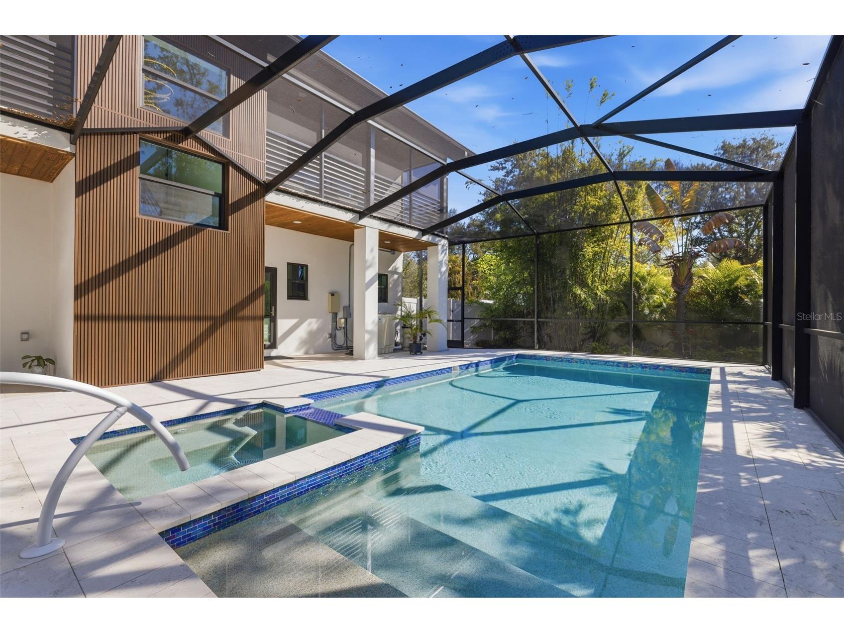 639 43rd Avenue N Saint Petersburg FL 33703 TB8482387 image2