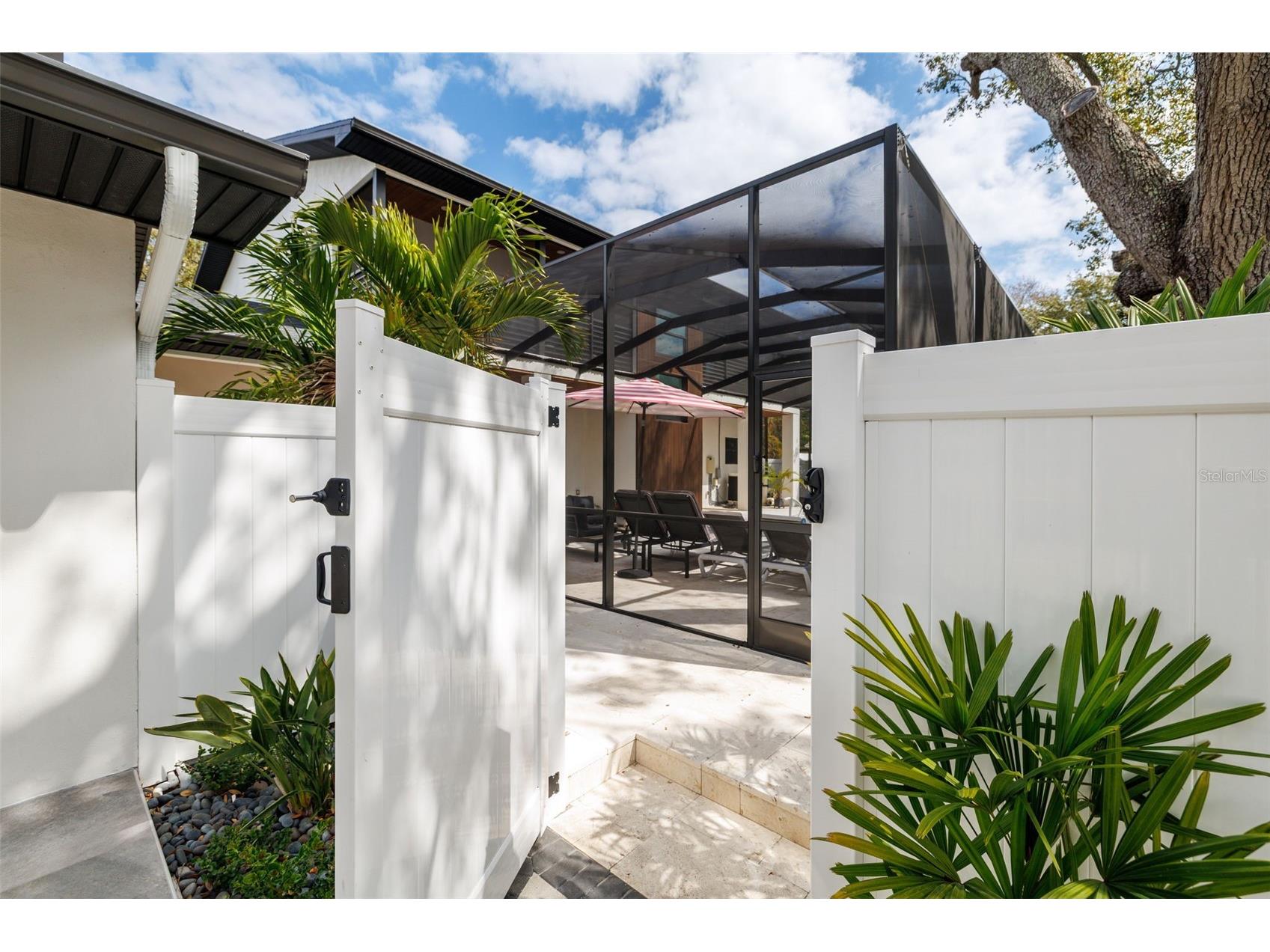 639 43rd Avenue N Saint Petersburg FL 33703 TB8482387 image52