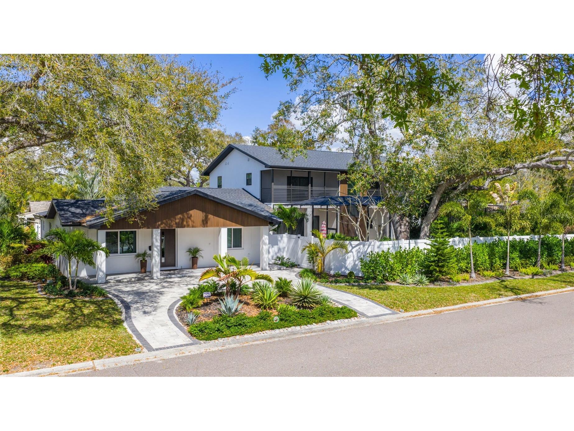 639 43rd Avenue N Saint Petersburg FL 33703 TB8482387 image55