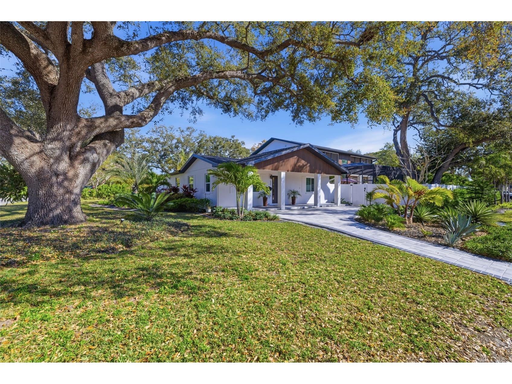 639 43rd Avenue N Saint Petersburg FL 33703 TB8482387 image57