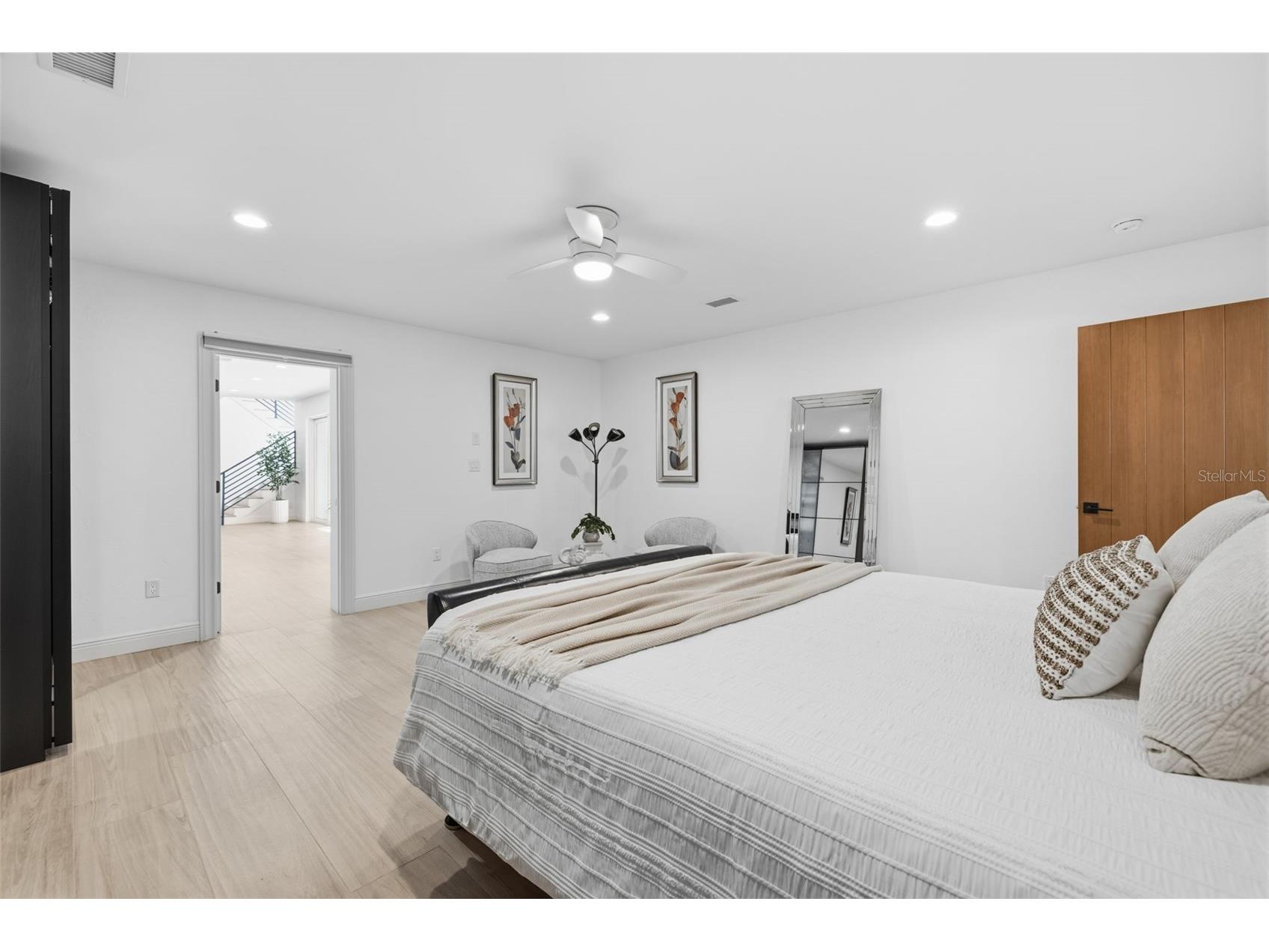 639 43rd Avenue N Saint Petersburg FL 33703 TB8482387 image76