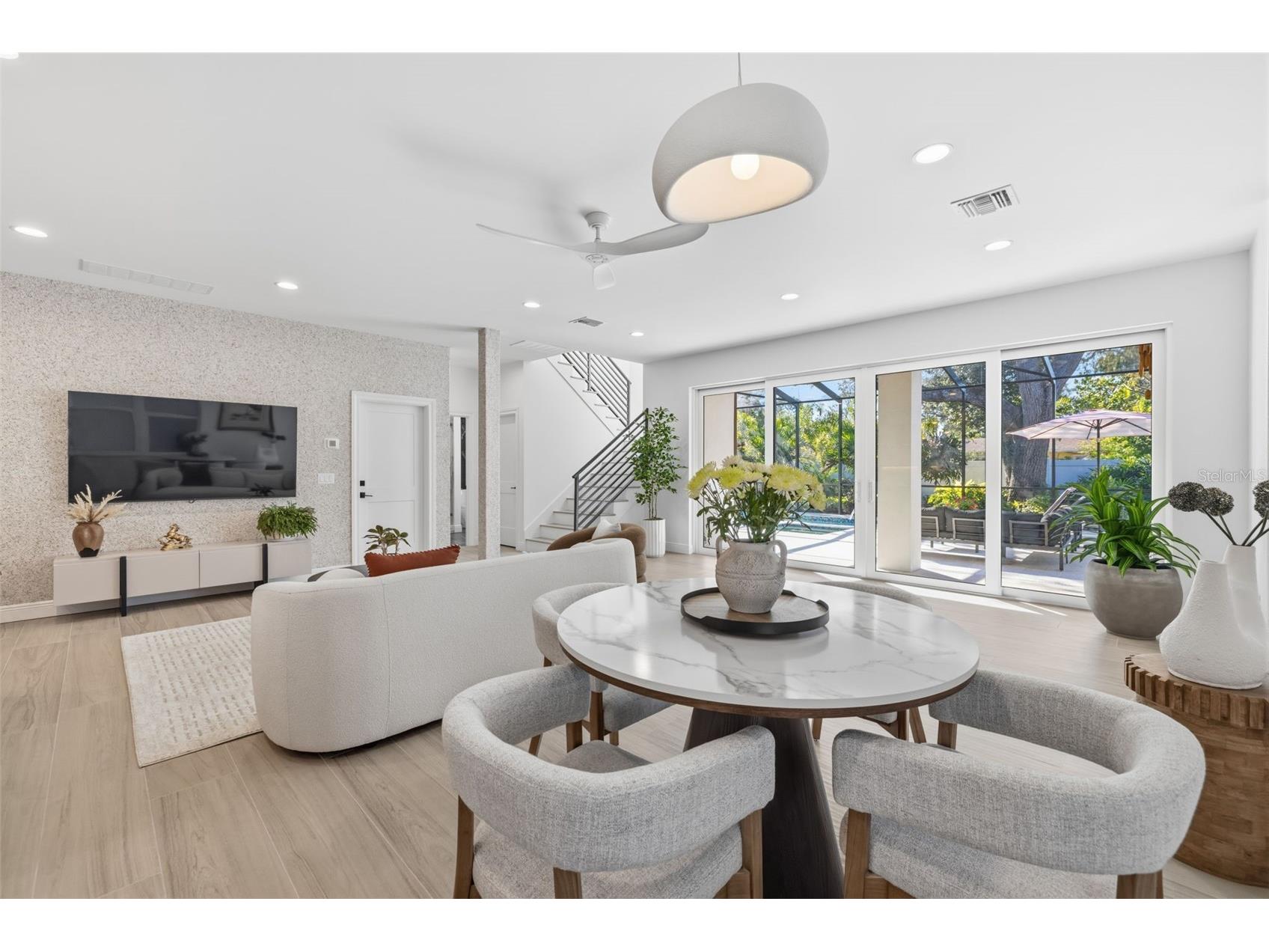 639 43rd Avenue N Saint Petersburg FL 33703 TB8482387 image10
