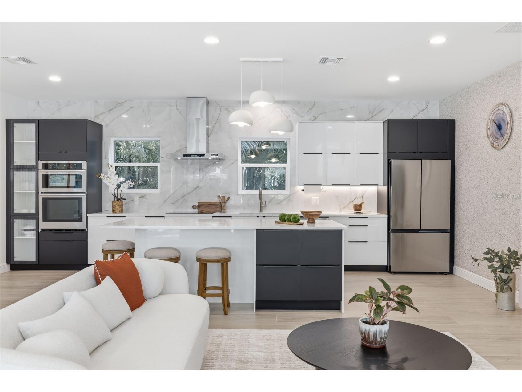 639 43rd Avenue N Saint Petersburg FL 33703 TB8482387 image12