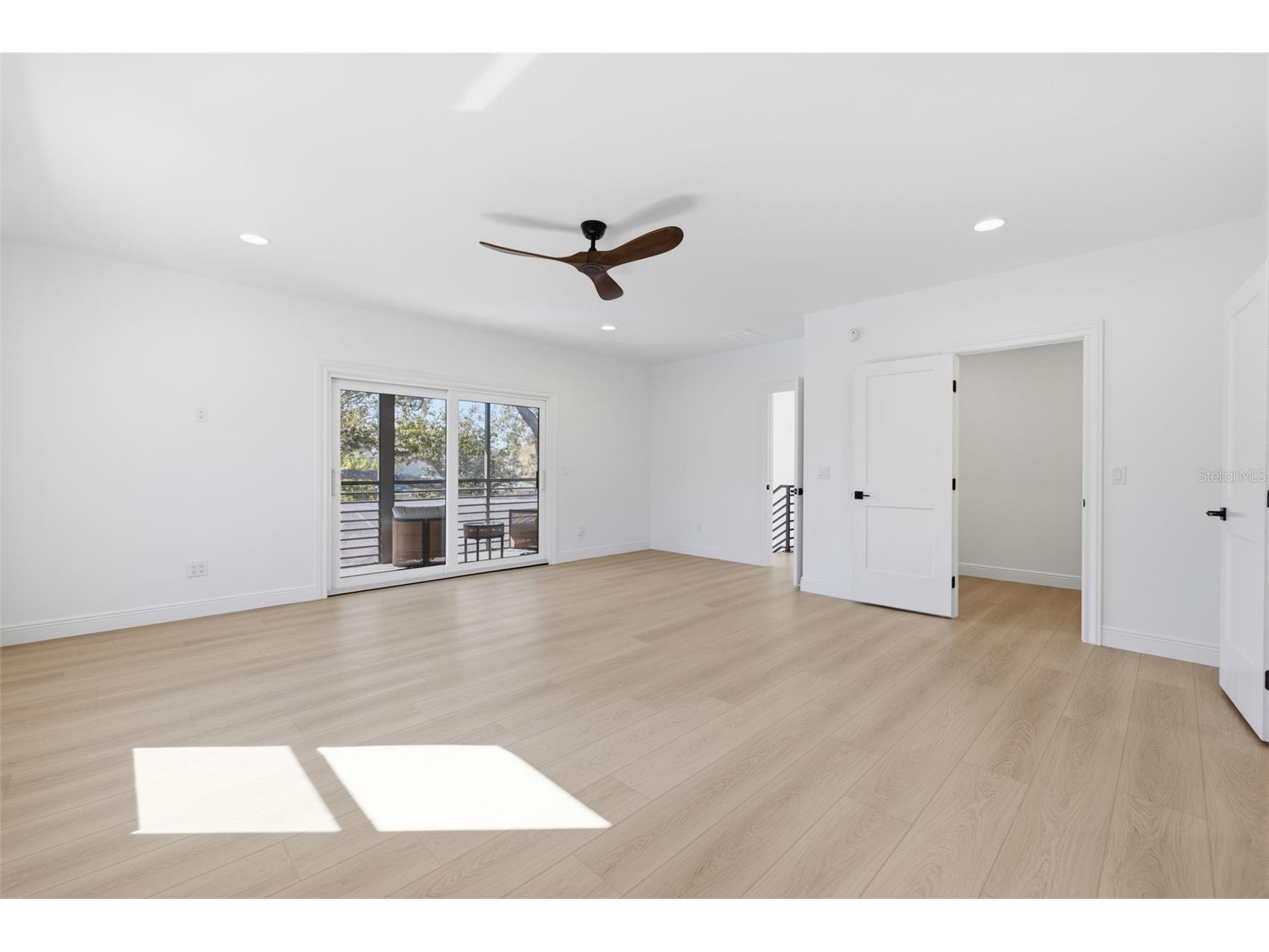 639 43rd Avenue N Saint Petersburg FL 33703 TB8482387 image29
