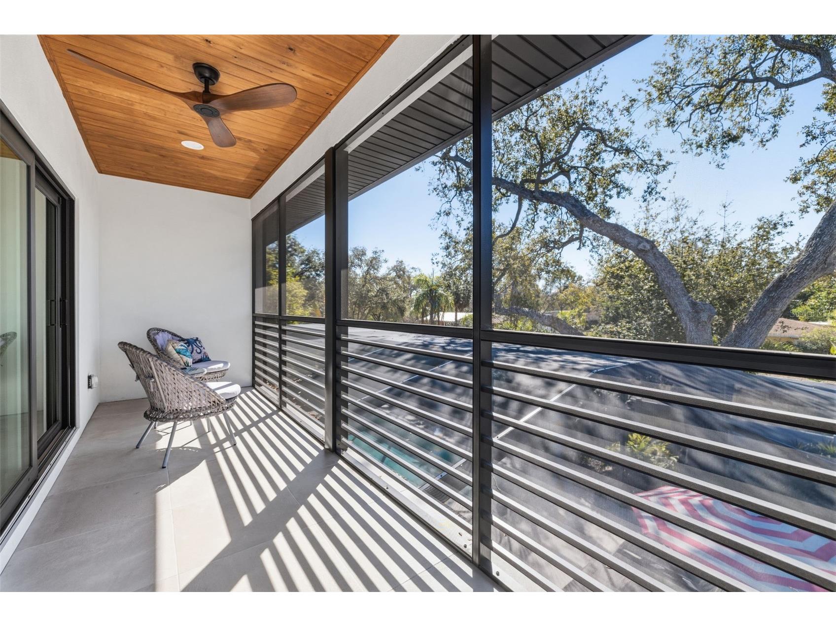 639 43rd Avenue N Saint Petersburg FL 33703 TB8482387 image41