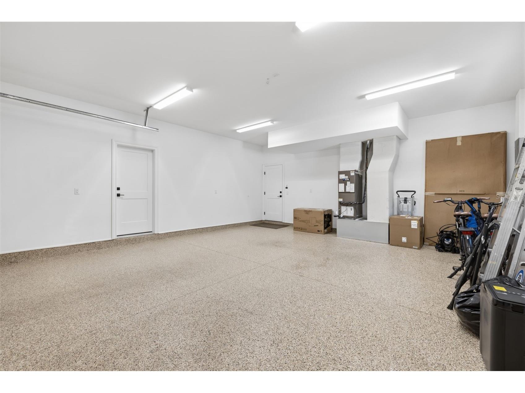 639 43rd Avenue N Saint Petersburg FL 33703 TB8482387 image44