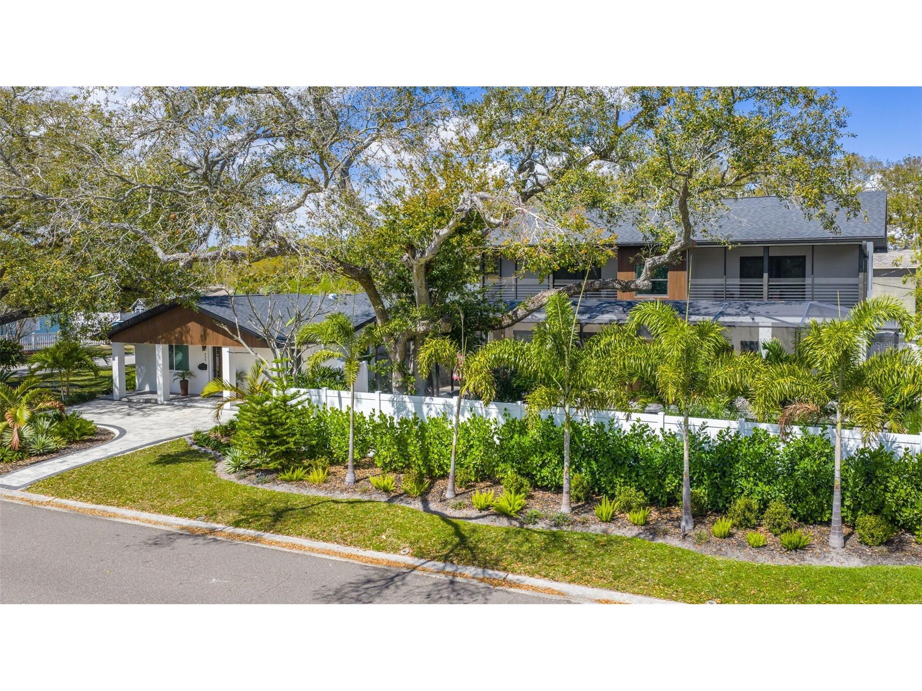 639 43rd Avenue N Saint Petersburg FL 33703 TB8482387 image55