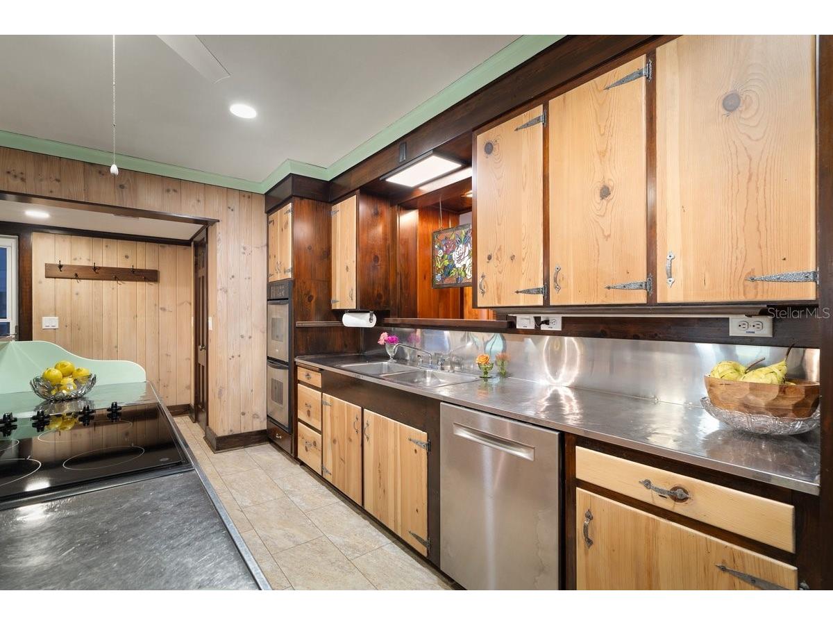 639 & 659 John Anderson Drive Ormond Beach FL 32176 V4949103 image10