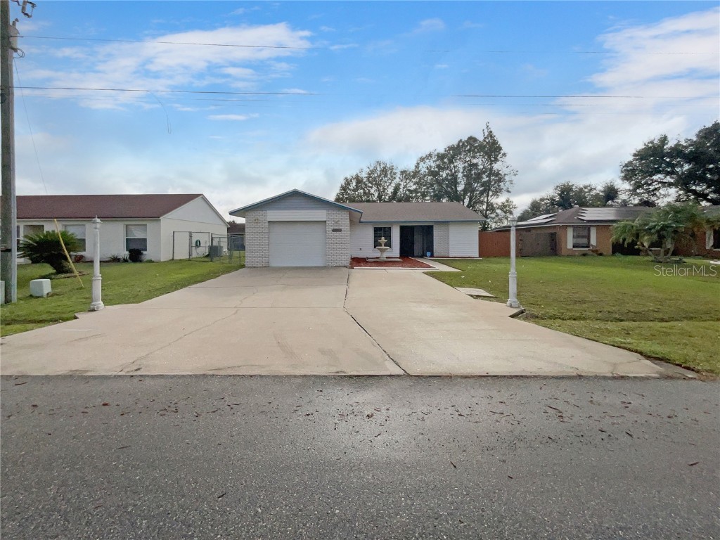 639 Fresno Court Kissimmee FL 34758 O6166846 image1