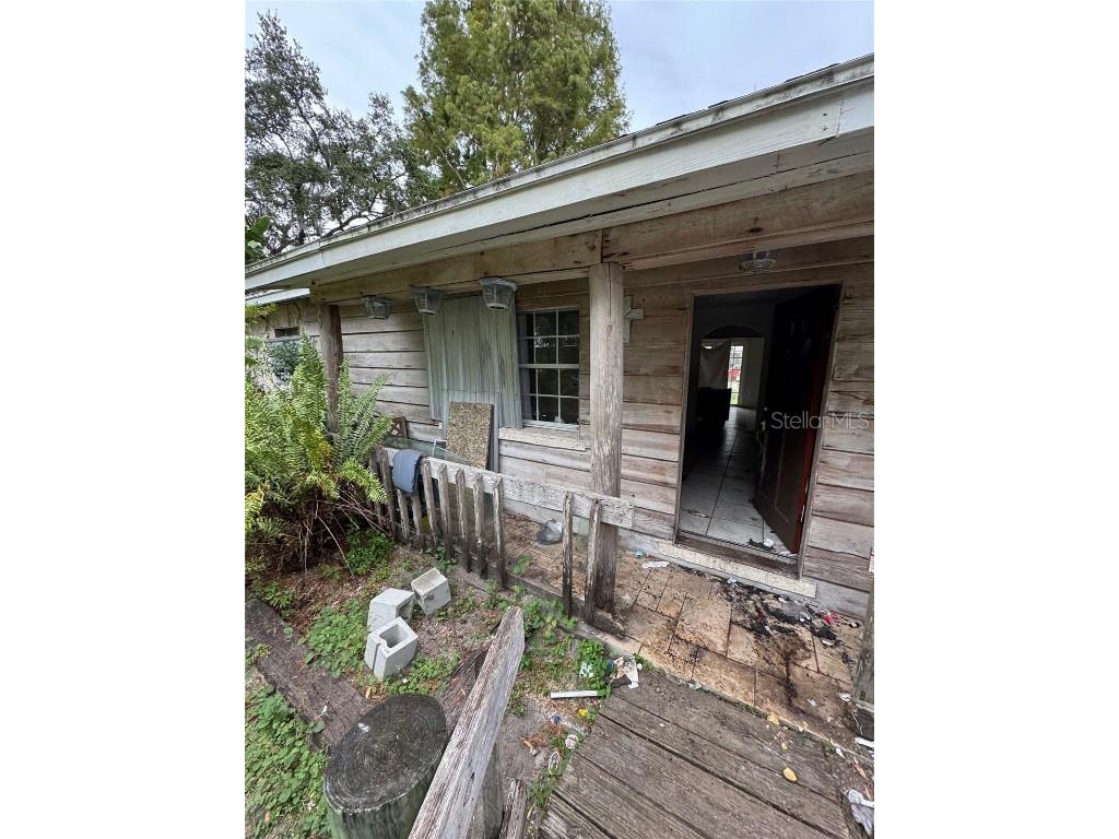 639 Hand Avenue Sarasota FL 34232 TB8446939 image1