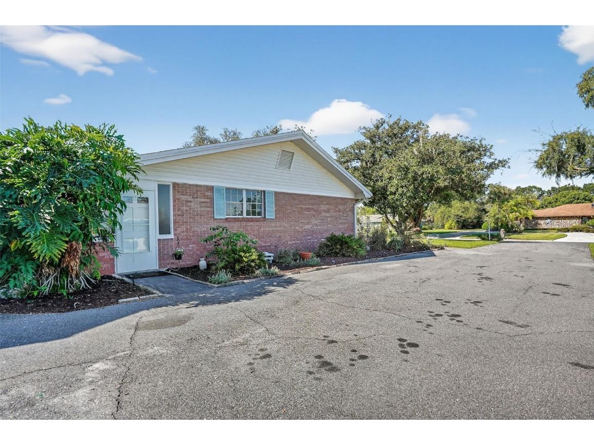 639 Howard Avenue Lakeland FL 33815 TB8431851 image48
