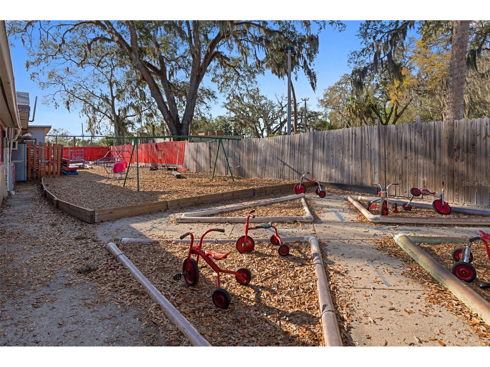 639 NE 1st Street Crystal River FL 34429 OM720784 image57