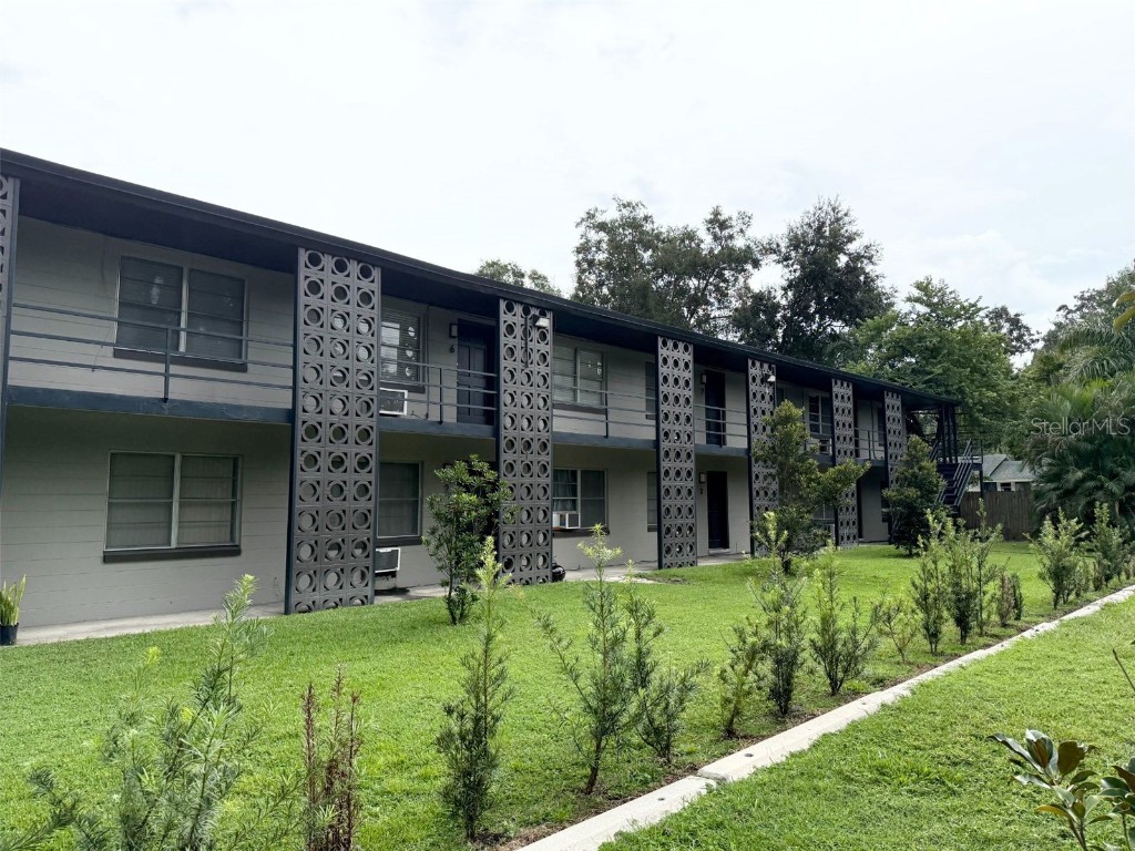 639 Ramona Lane #8 Orlando FL 32805 O6350011 image1