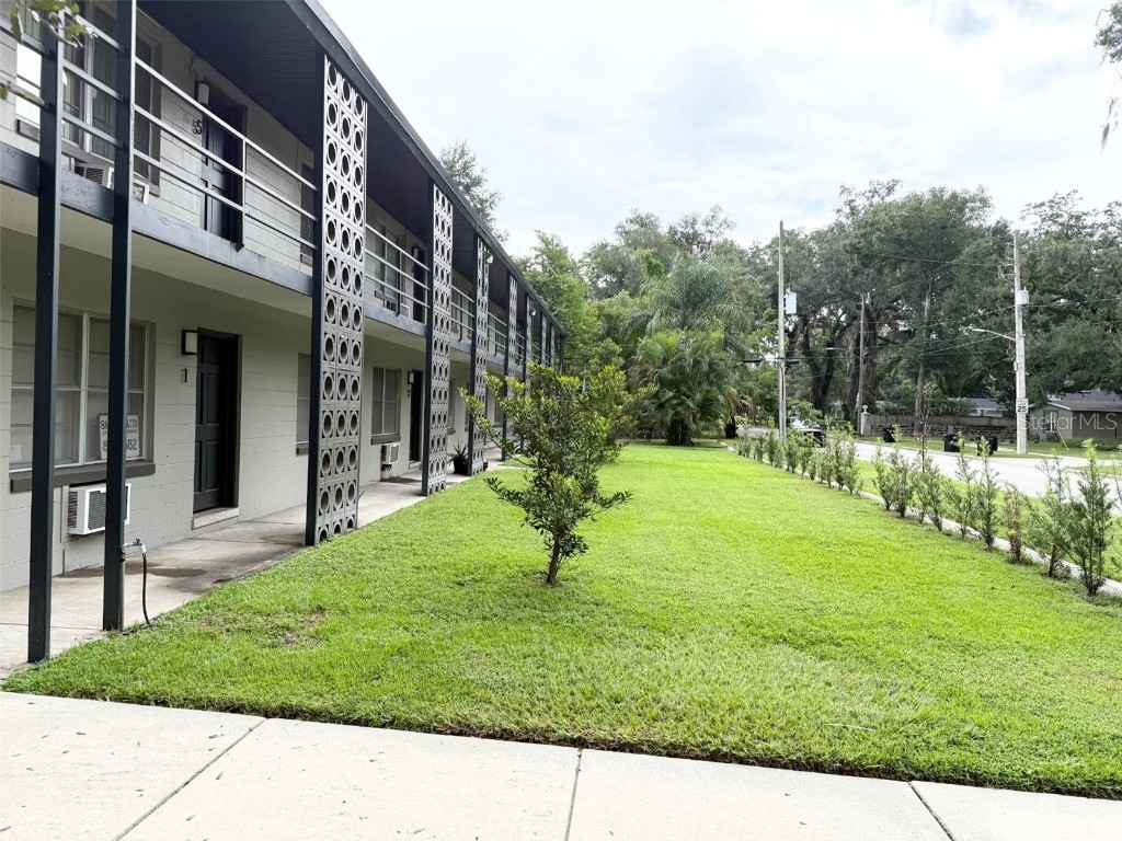 639 Ramona Lane #8 Orlando FL 32805 O6350011 image2